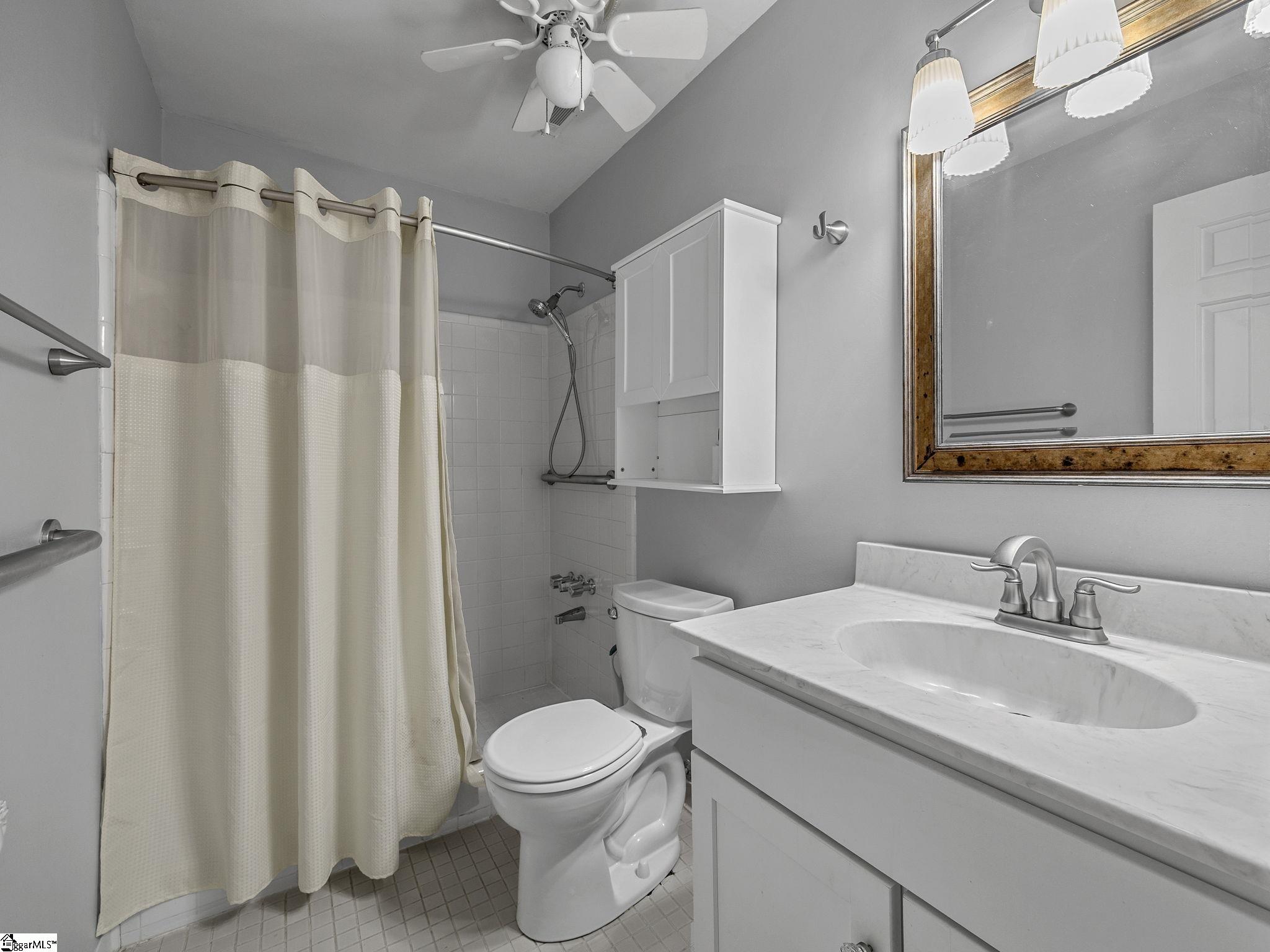 106 Buckstone Lane Spartanburg, SC 29307