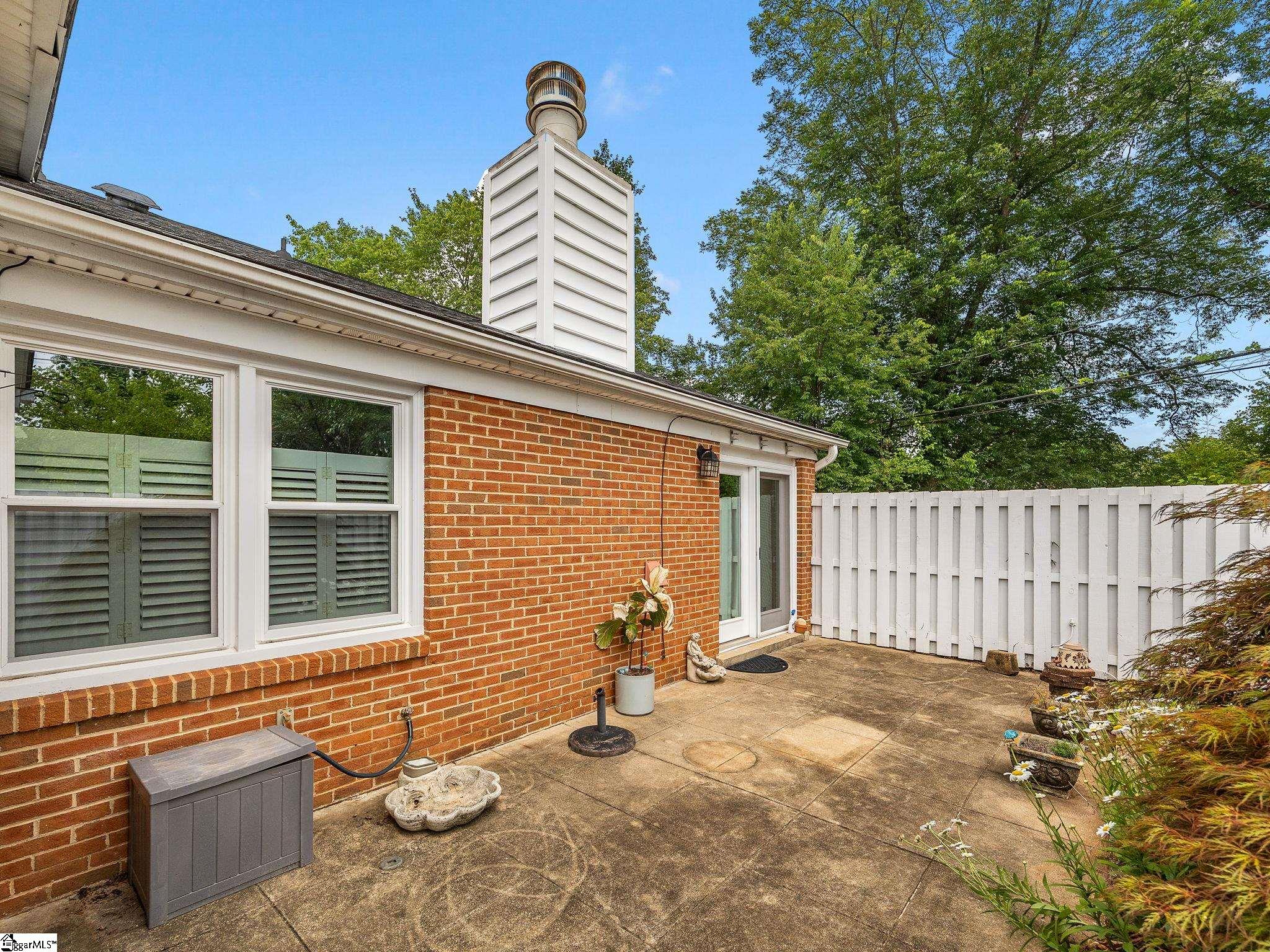 106 Buckstone Lane Spartanburg, SC 29307