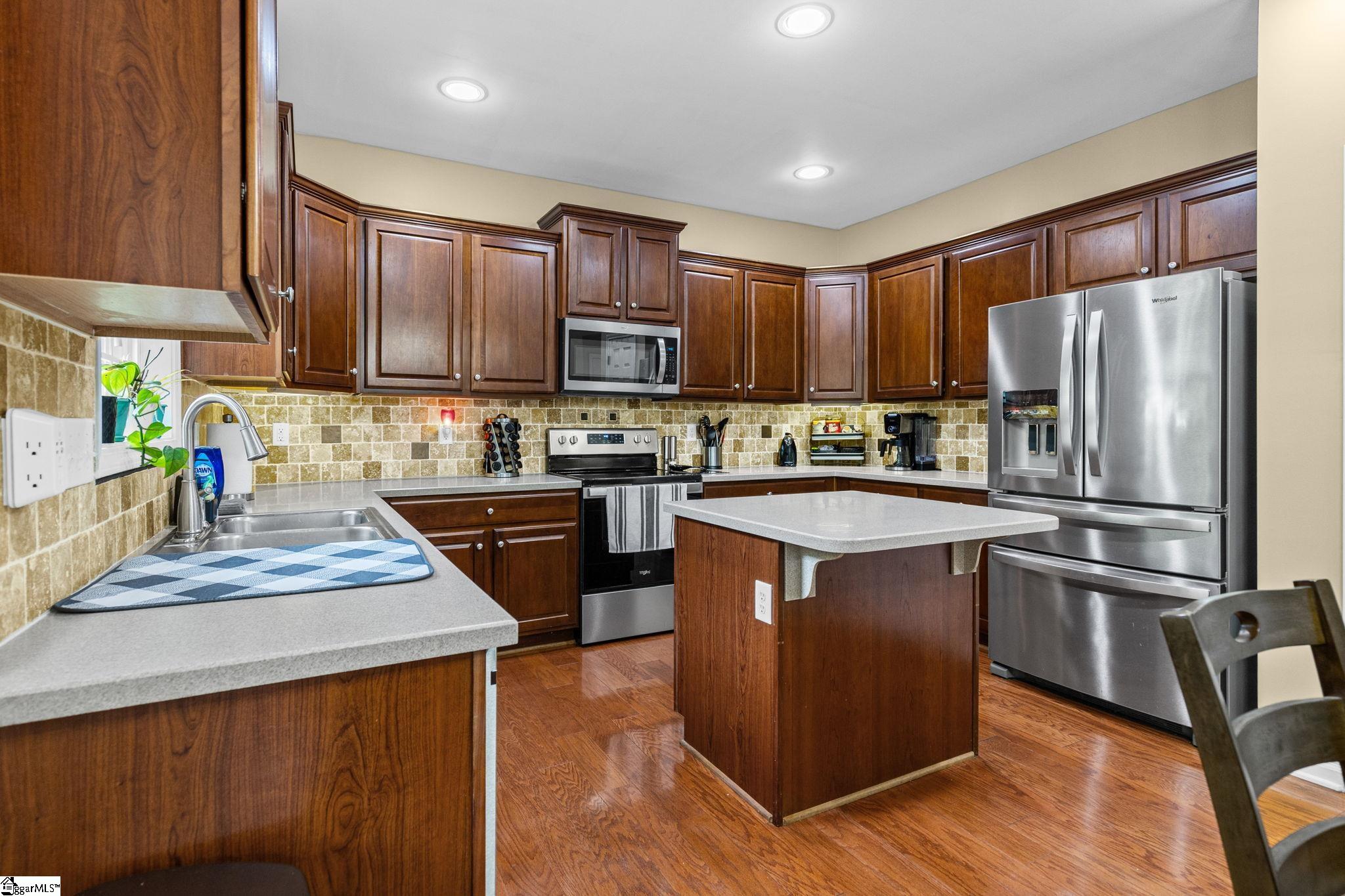 184 Heritage Point Drive Simpsonville, SC 29681