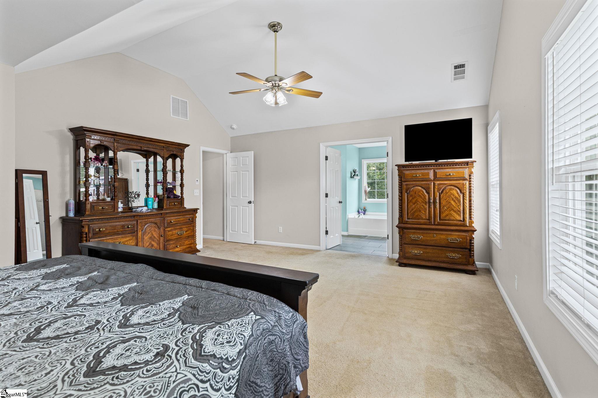 184 Heritage Point Drive Simpsonville, SC 29681