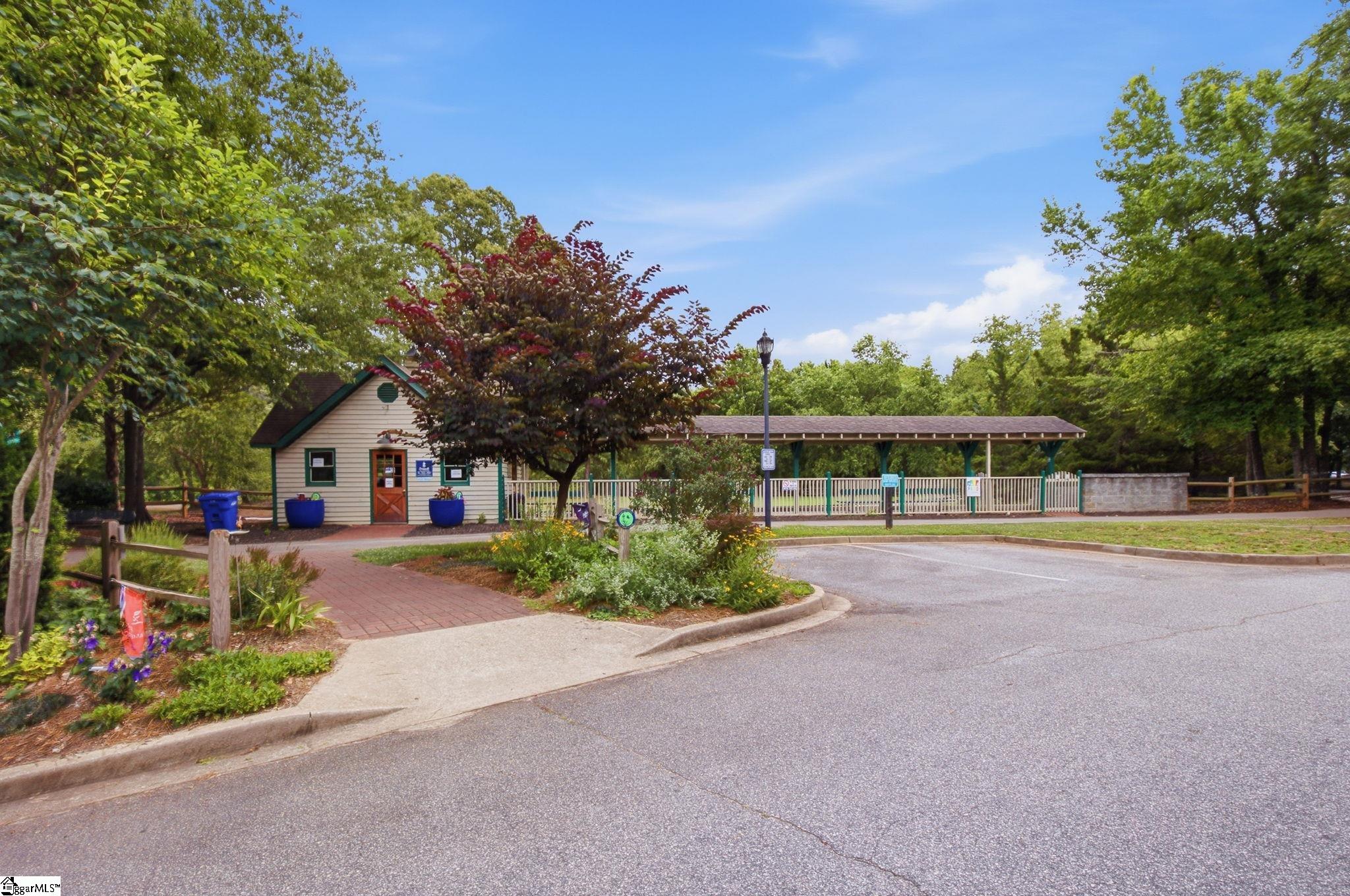 184 Heritage Point Drive Simpsonville, SC 29681