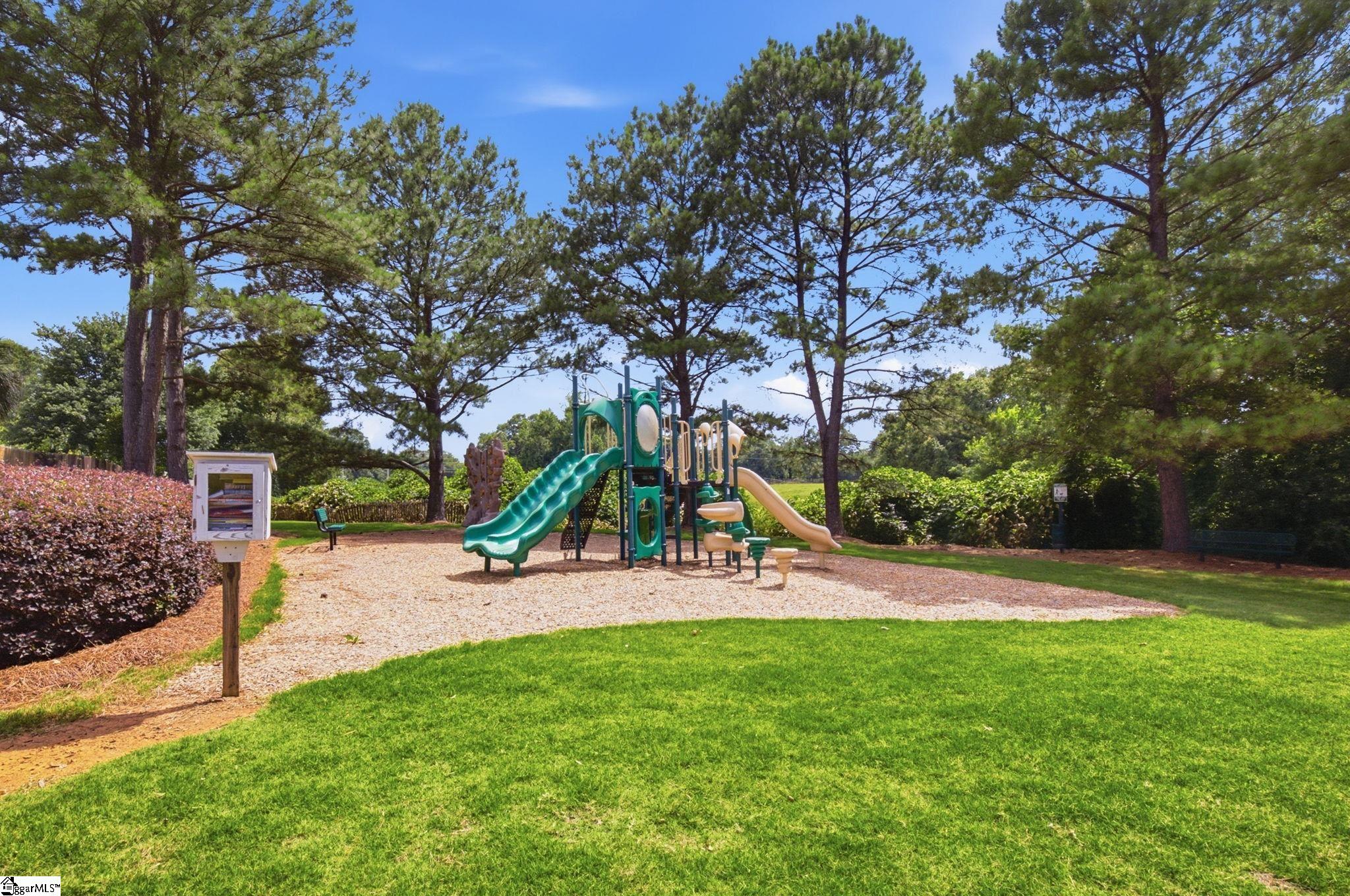 184 Heritage Point Drive Simpsonville, SC 29681