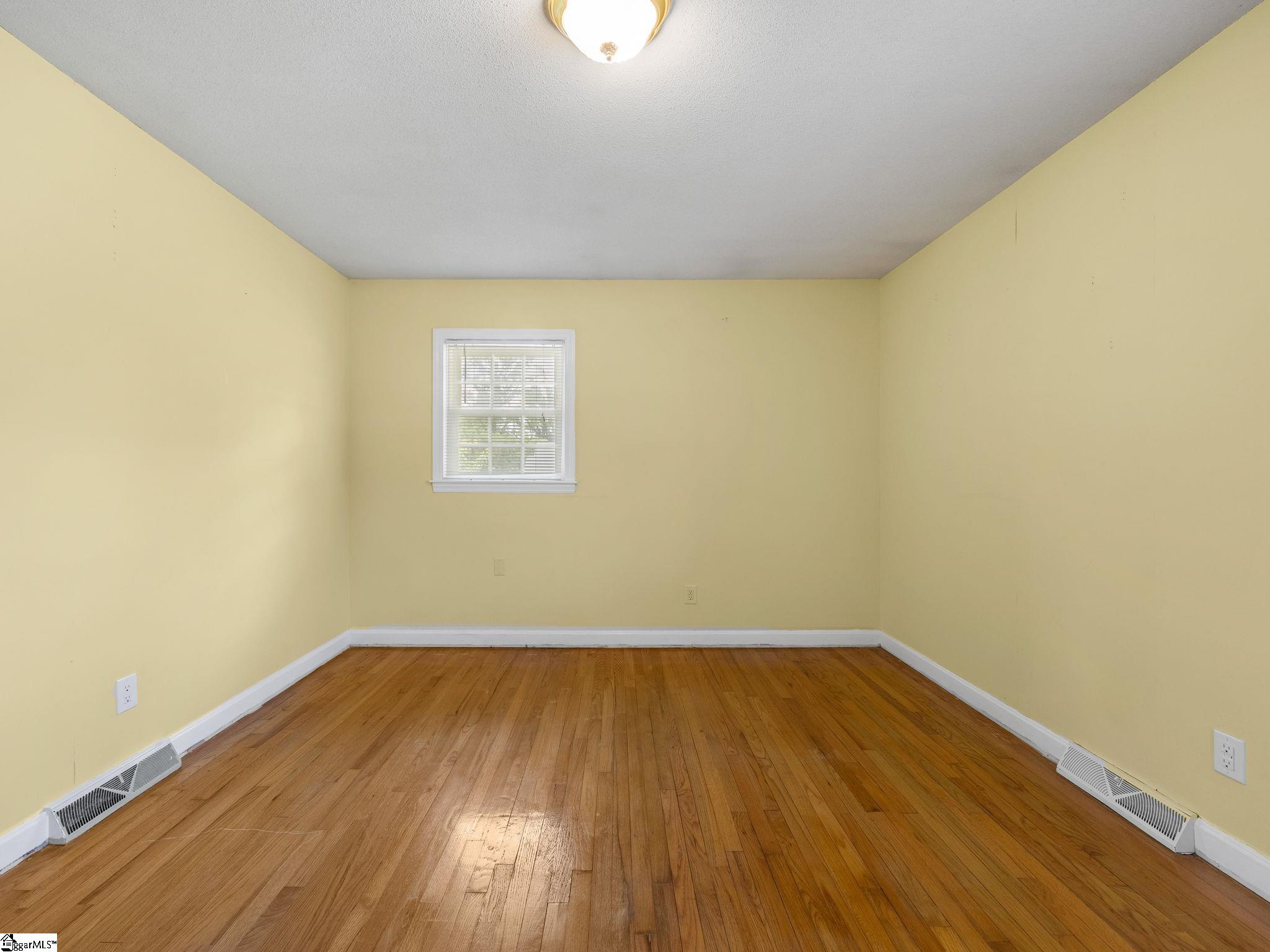 112 Oakwood Drive Lyman, SC 29365