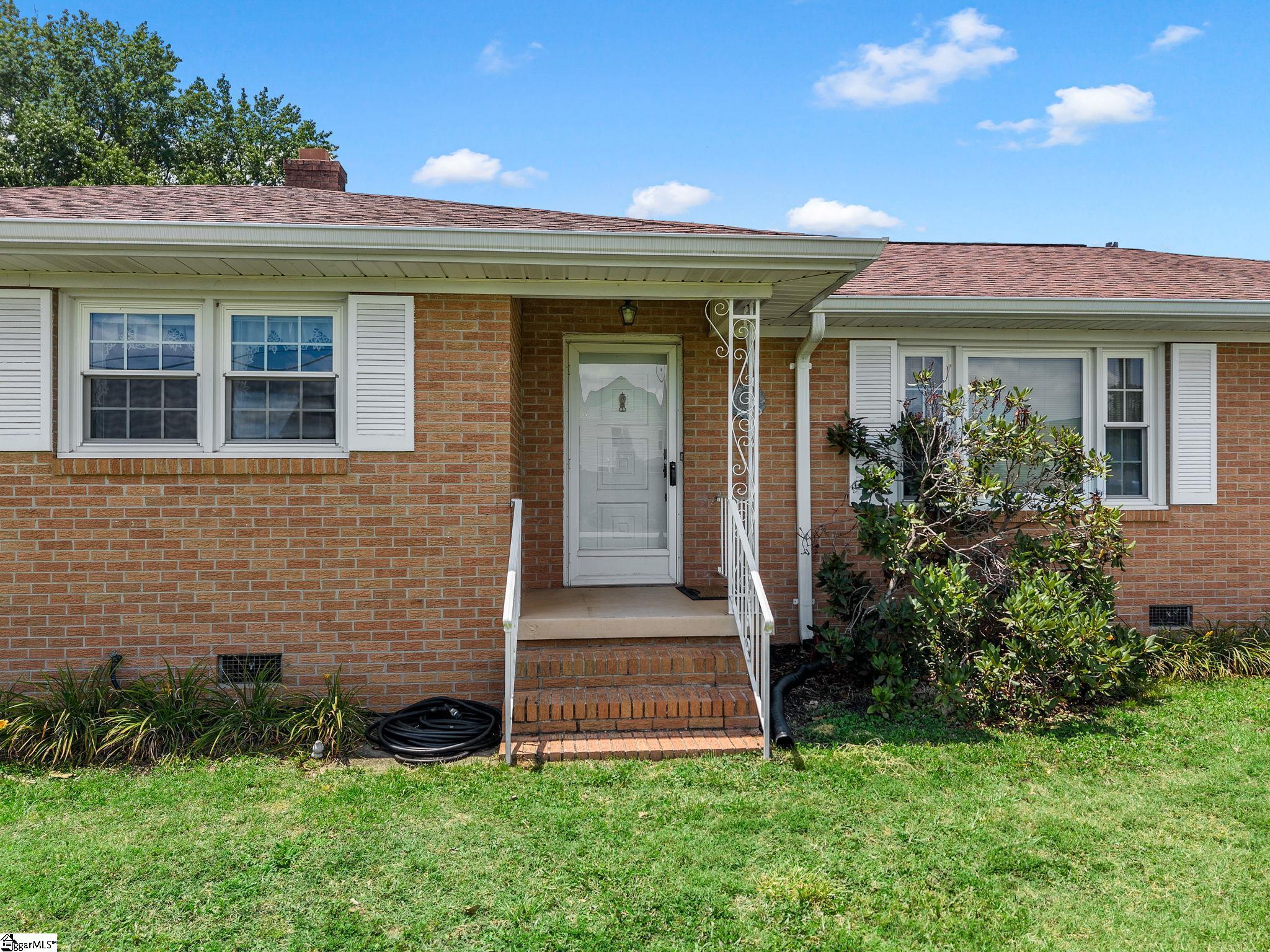 112 Oakwood Drive Lyman, SC 29365
