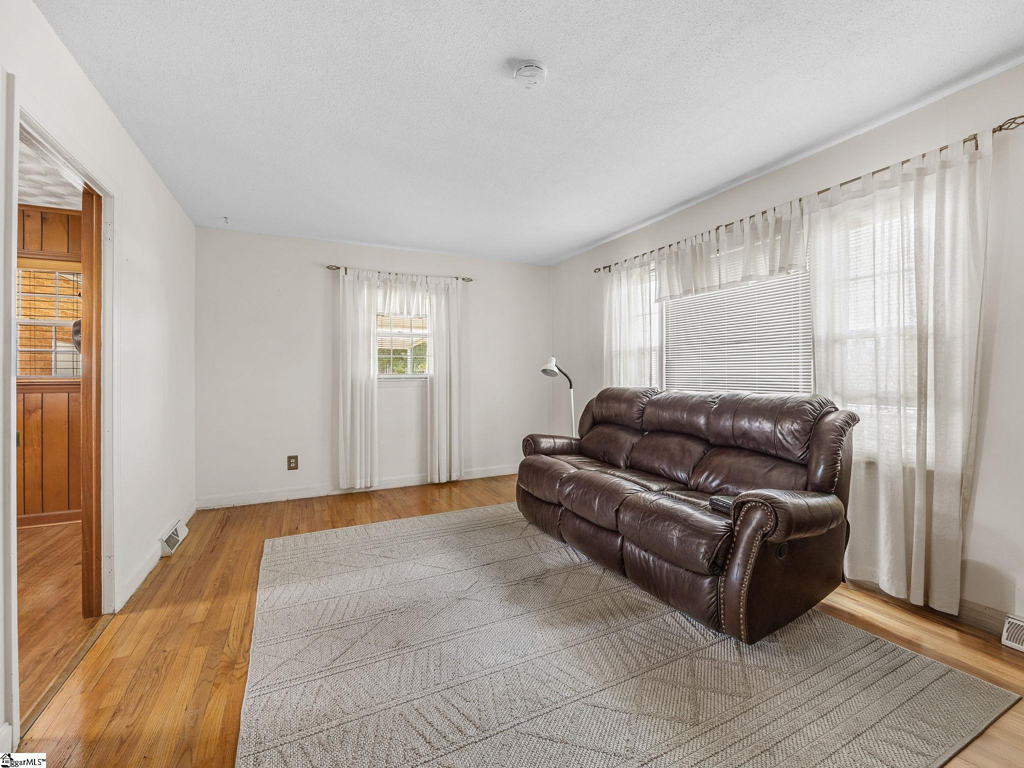 112 Oakwood Drive Lyman, SC 29365