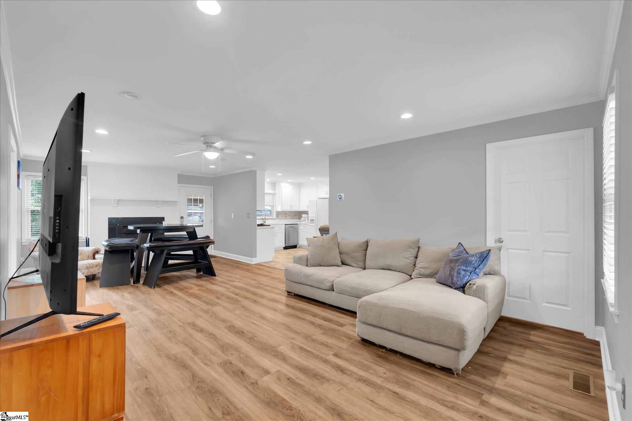 3202 Locust Hill Road Taylors, SC 29687