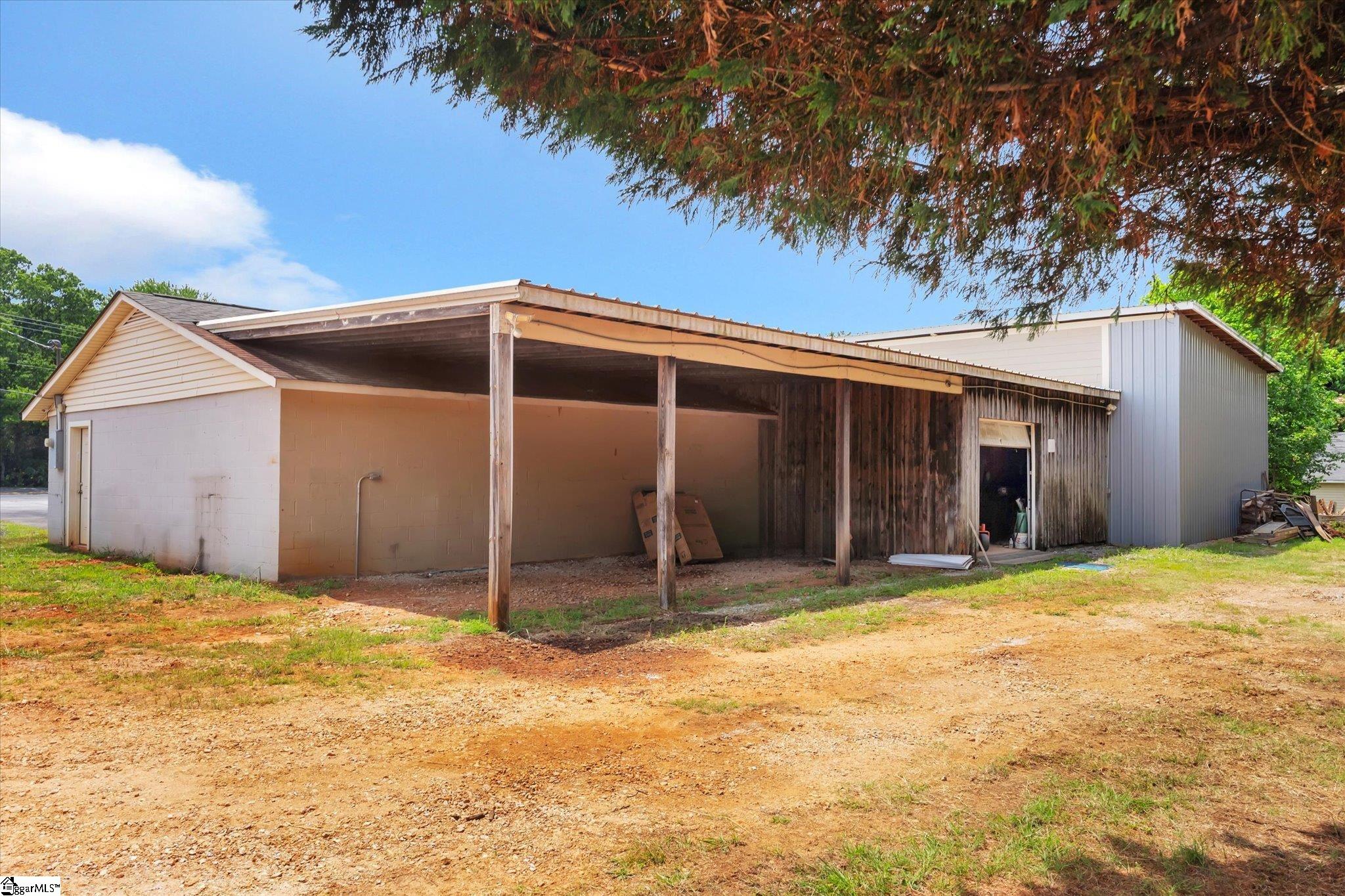 3202 Locust Hill Road Taylors, SC 29687
