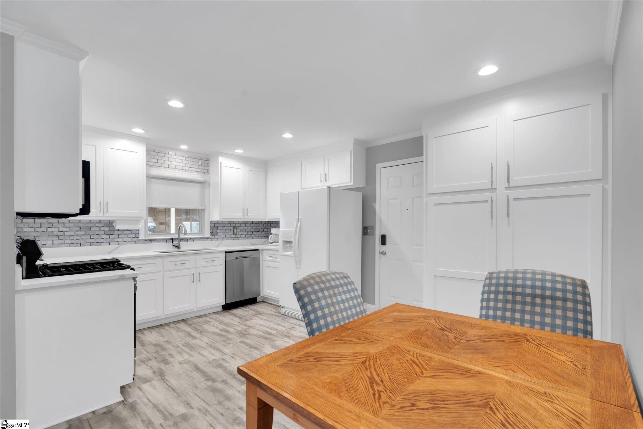 3202 Locust Hill Road Taylors, SC 29687