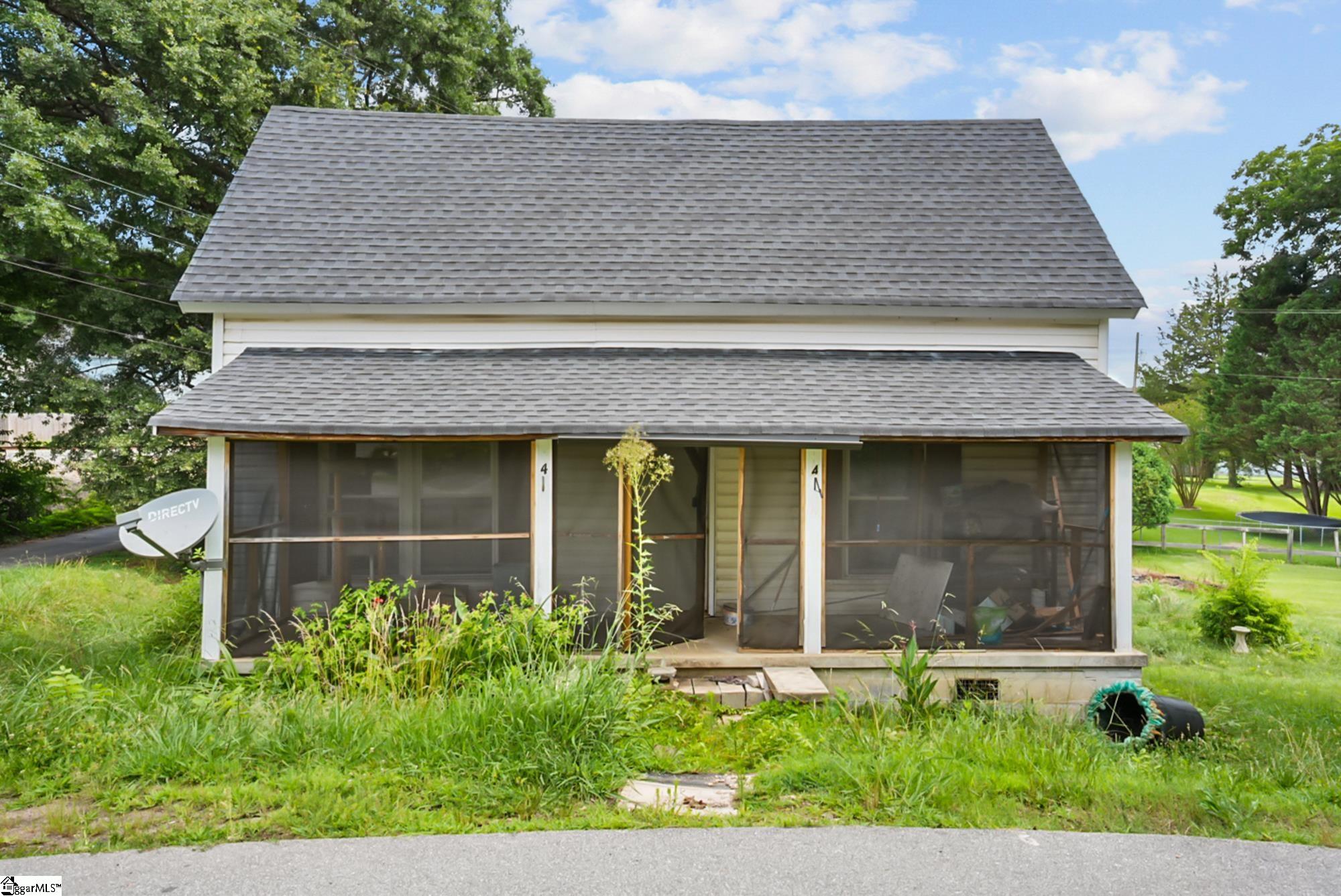 4 Adger Street Pelzer, SC 29669