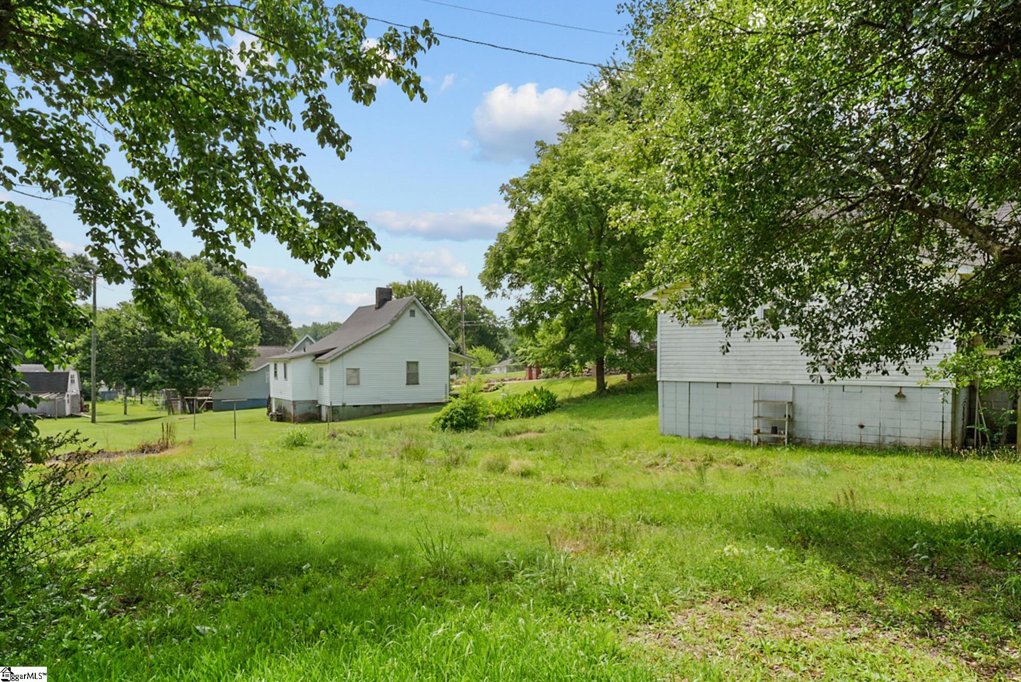 4 Adger Street Pelzer, SC 29669