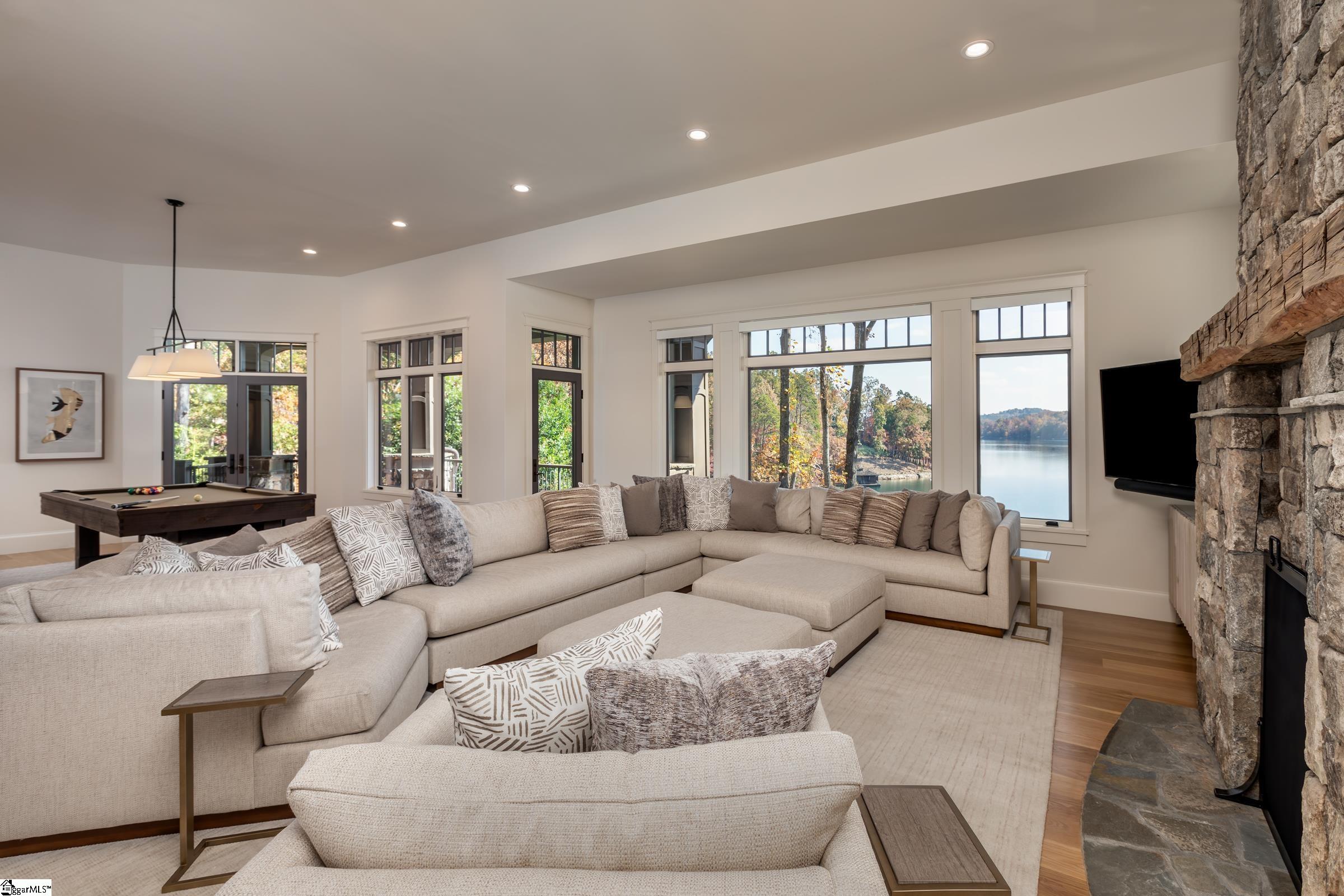 117 E Fort George Way Sunset, SC 29685