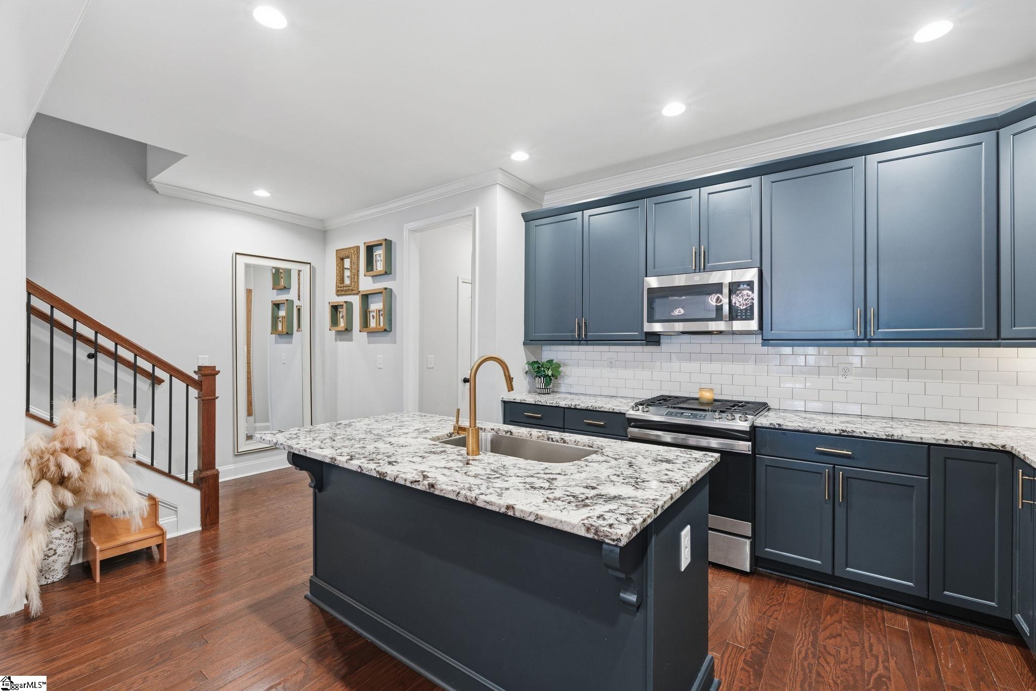 32 Peckham Street Greenville, SC 29607