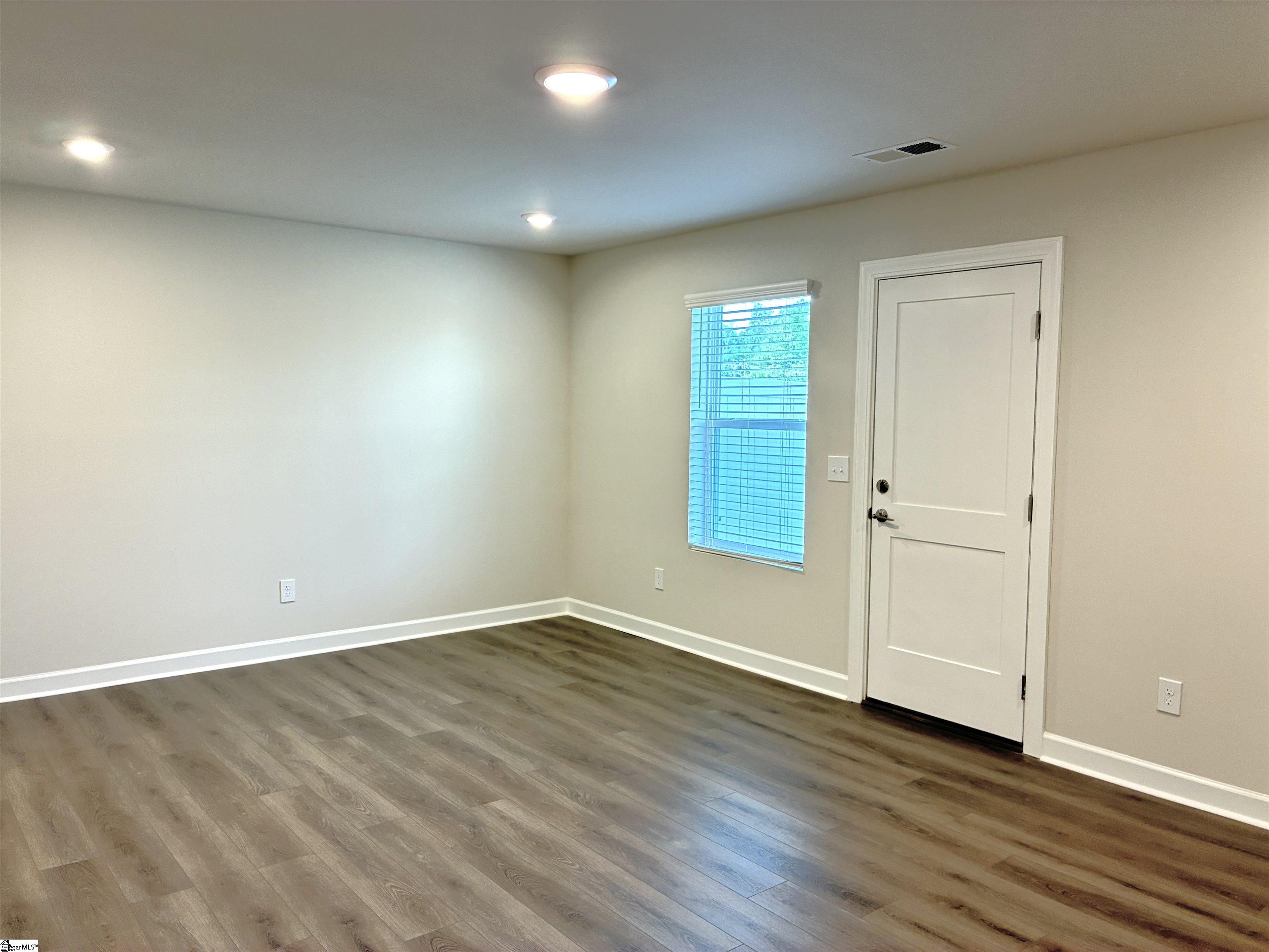 25 Pikewood Lane Greenville, SC 29607