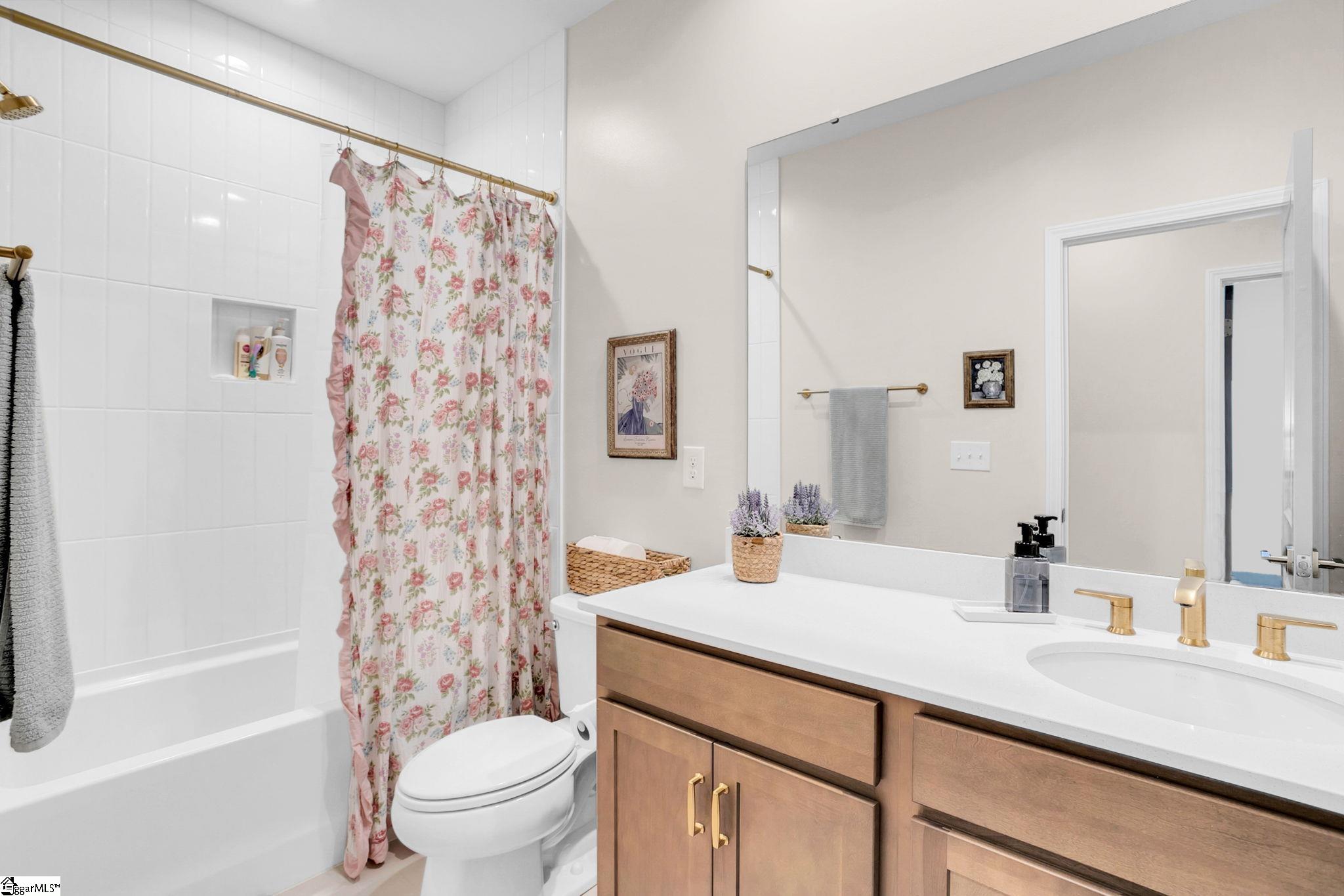 106 Winding Stream Circle Simpsonville, SC 29681