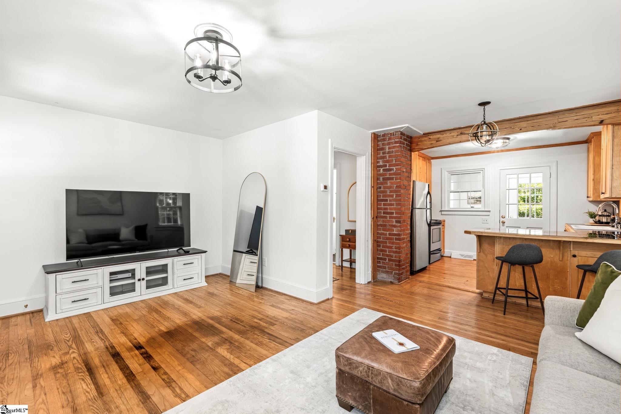11 Tabor Street Greenville, SC 29609