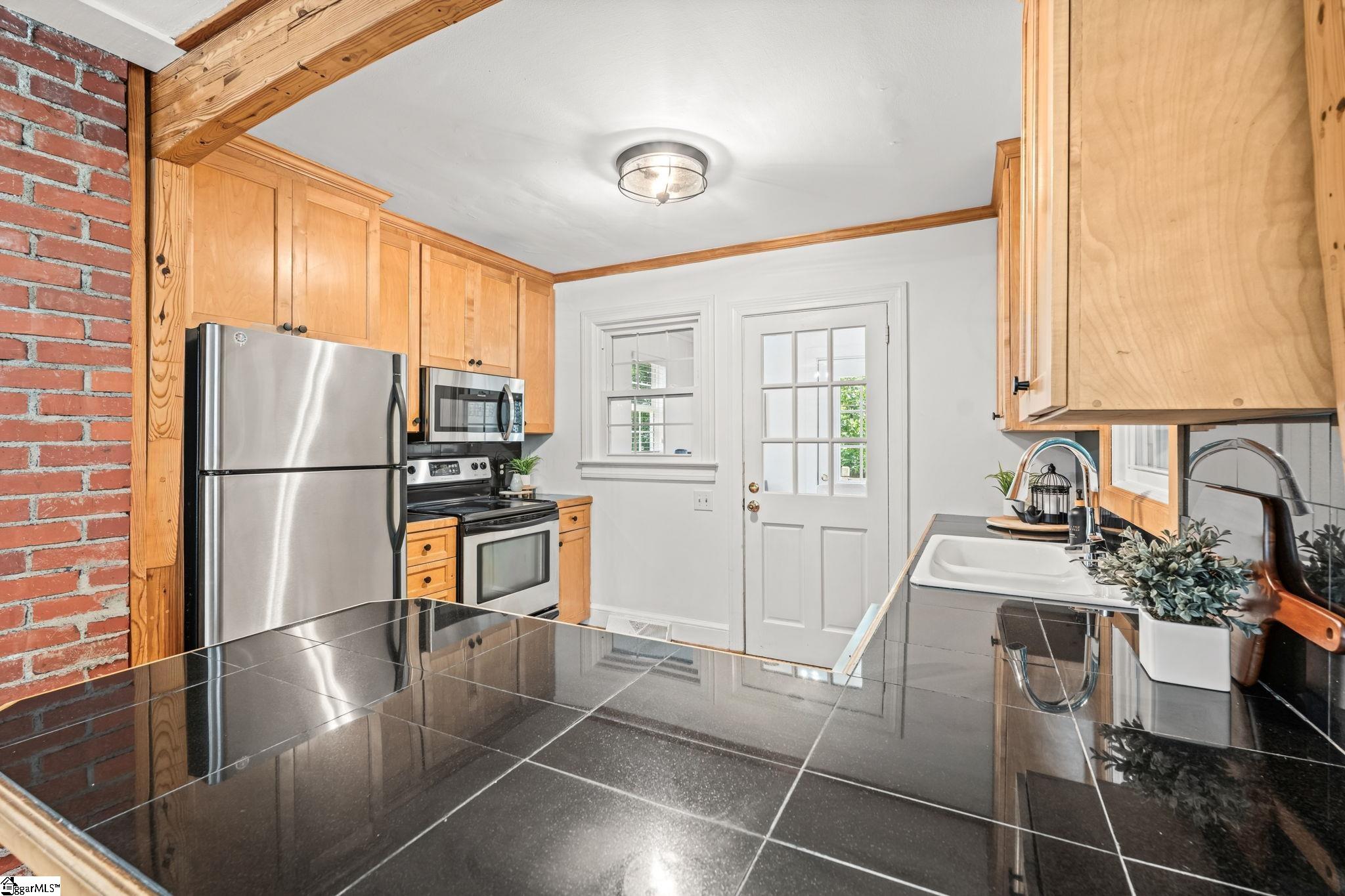 11 Tabor Street Greenville, SC 29609