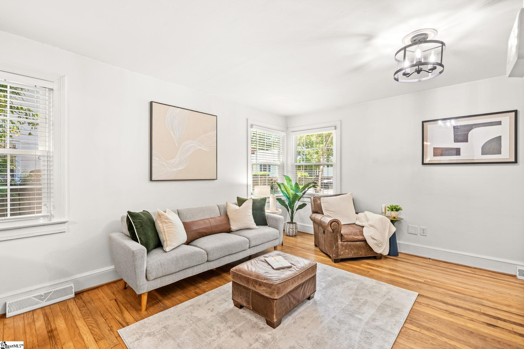 11 Tabor Street Greenville, SC 29609