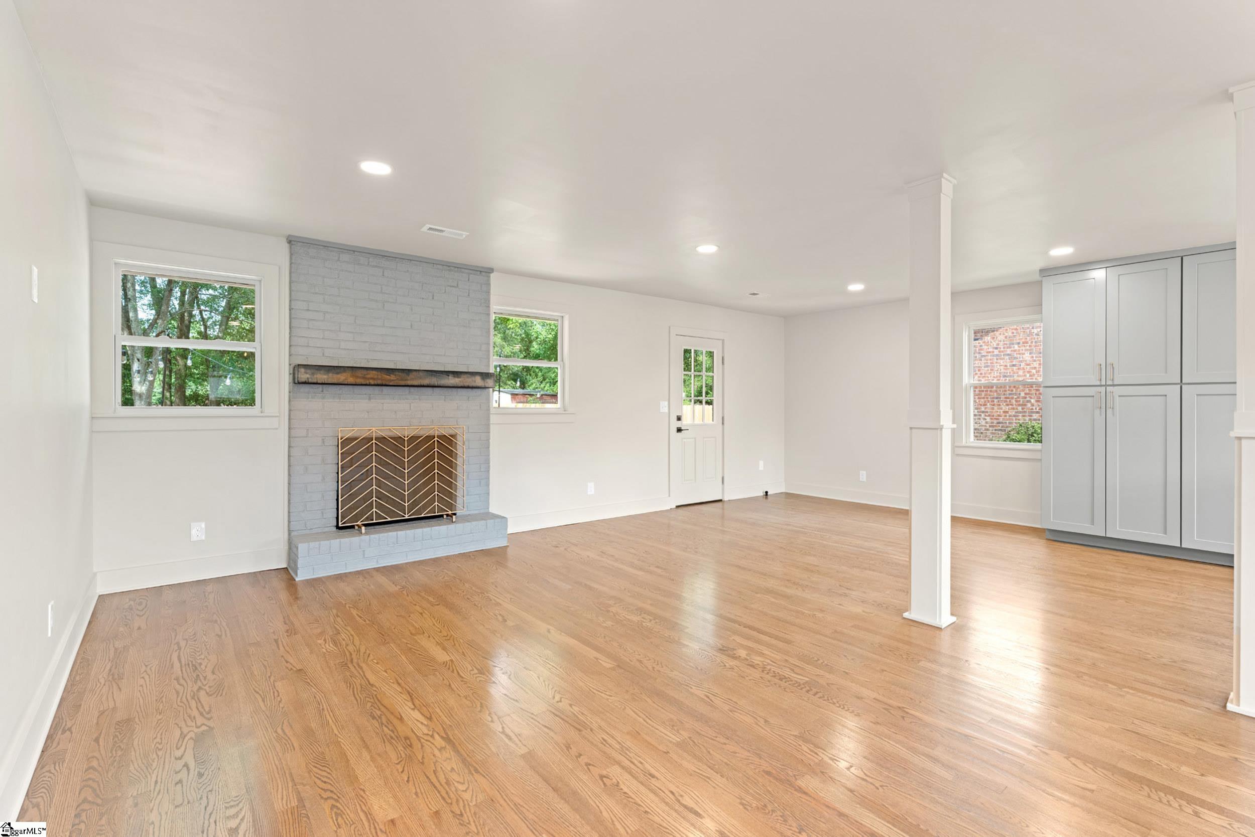 28 Kendal Green Drive Greenville, SC 29607