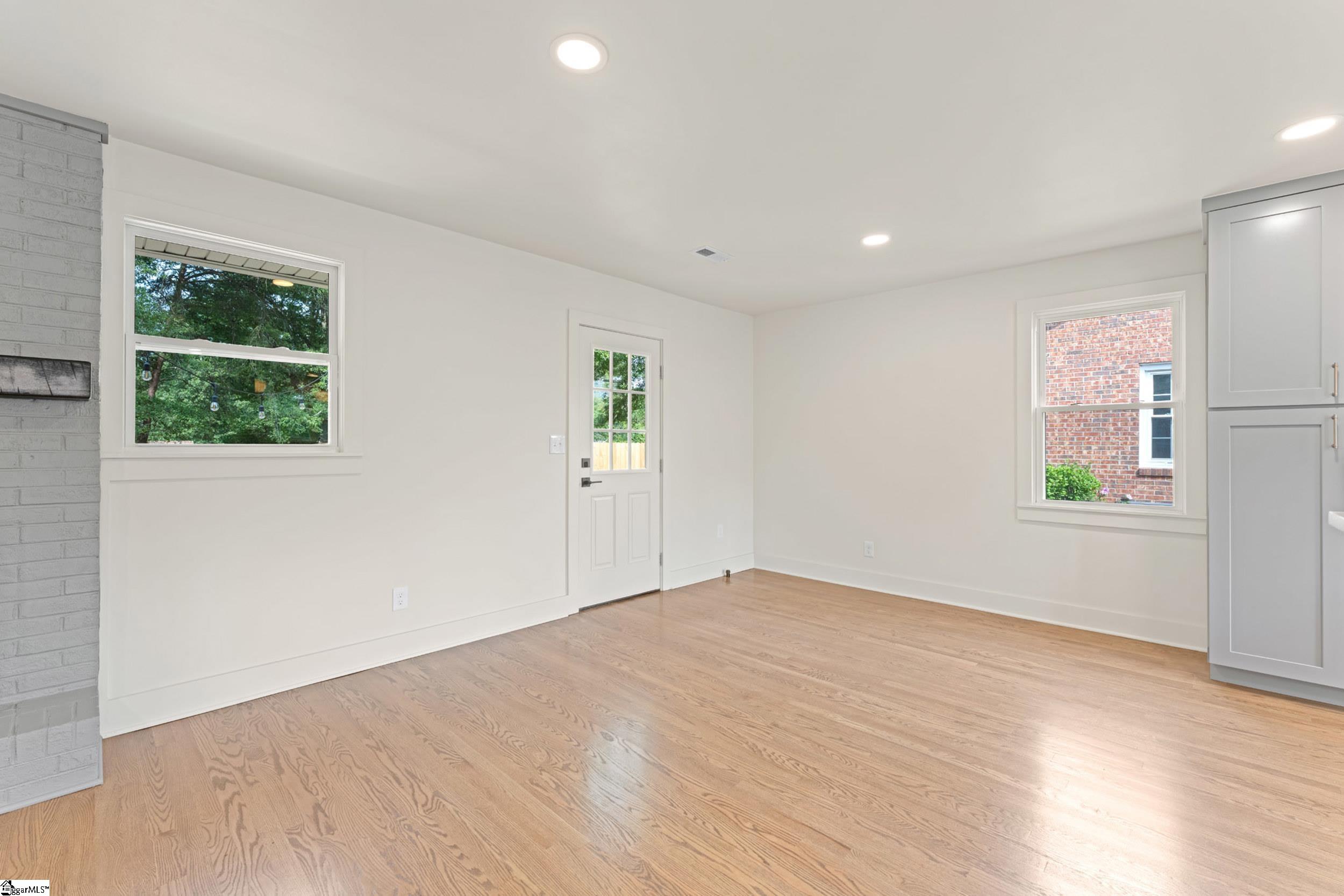 28 Kendal Green Drive Greenville, SC 29607