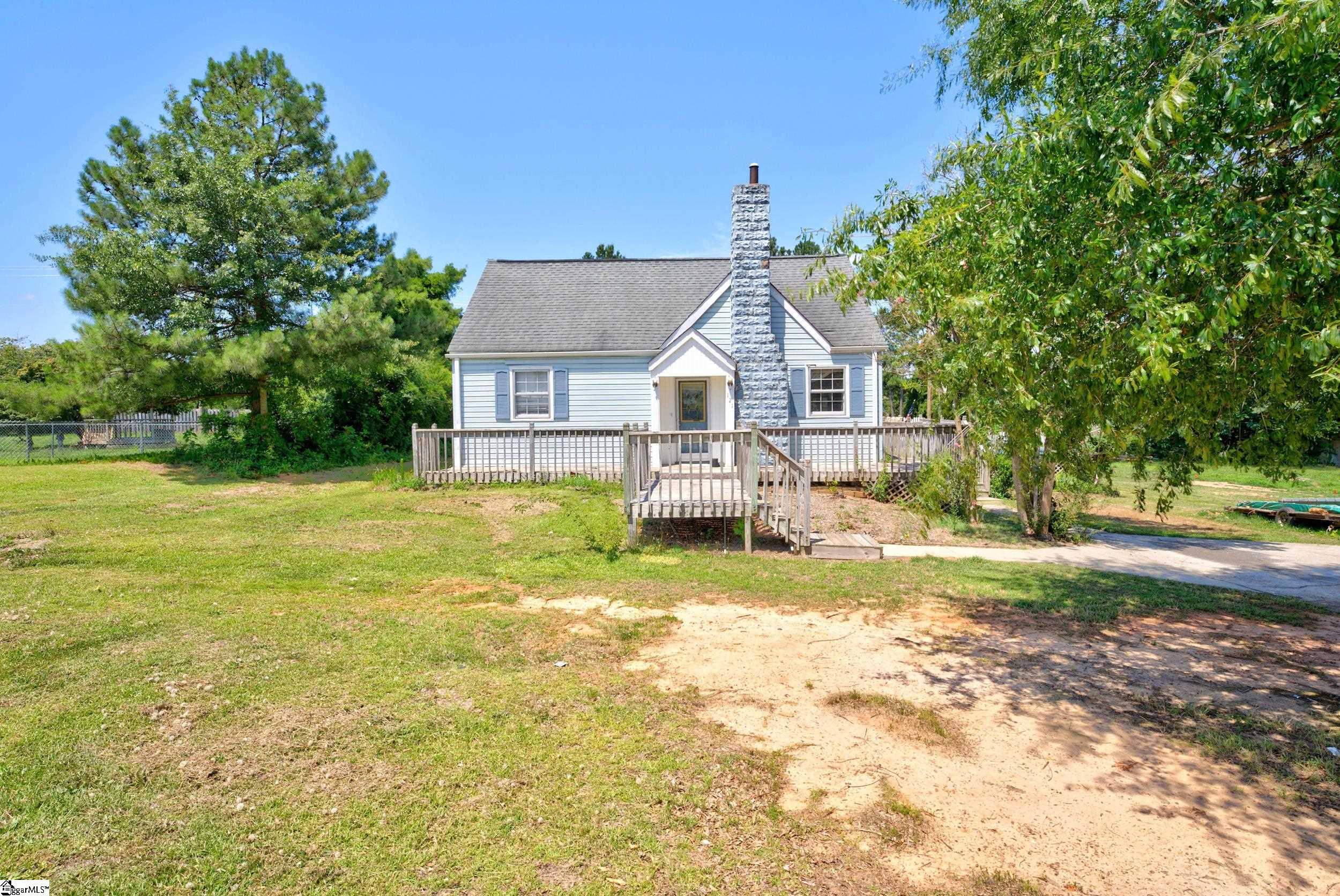 121 Hadden Heights Road Spartanburg, SC 29301
