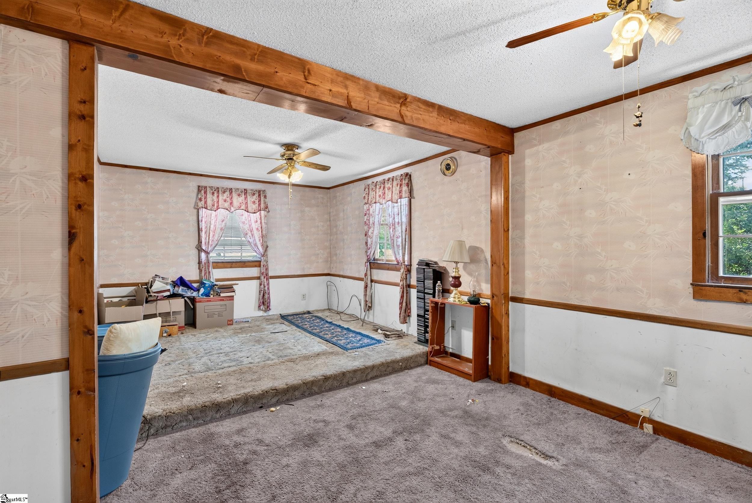 121 Hadden Heights Road Spartanburg, SC 29301