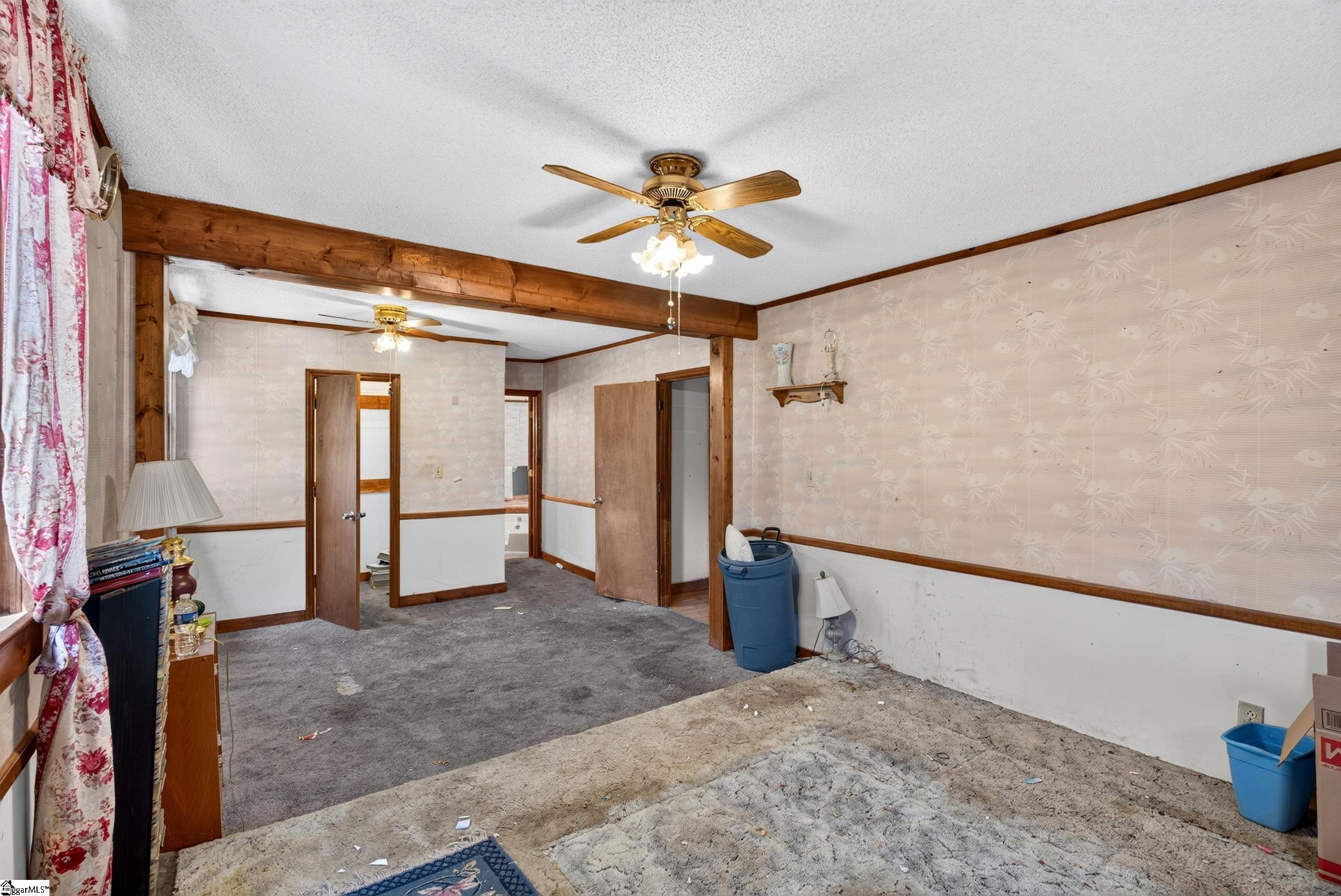 121 Hadden Heights Road Spartanburg, SC 29301