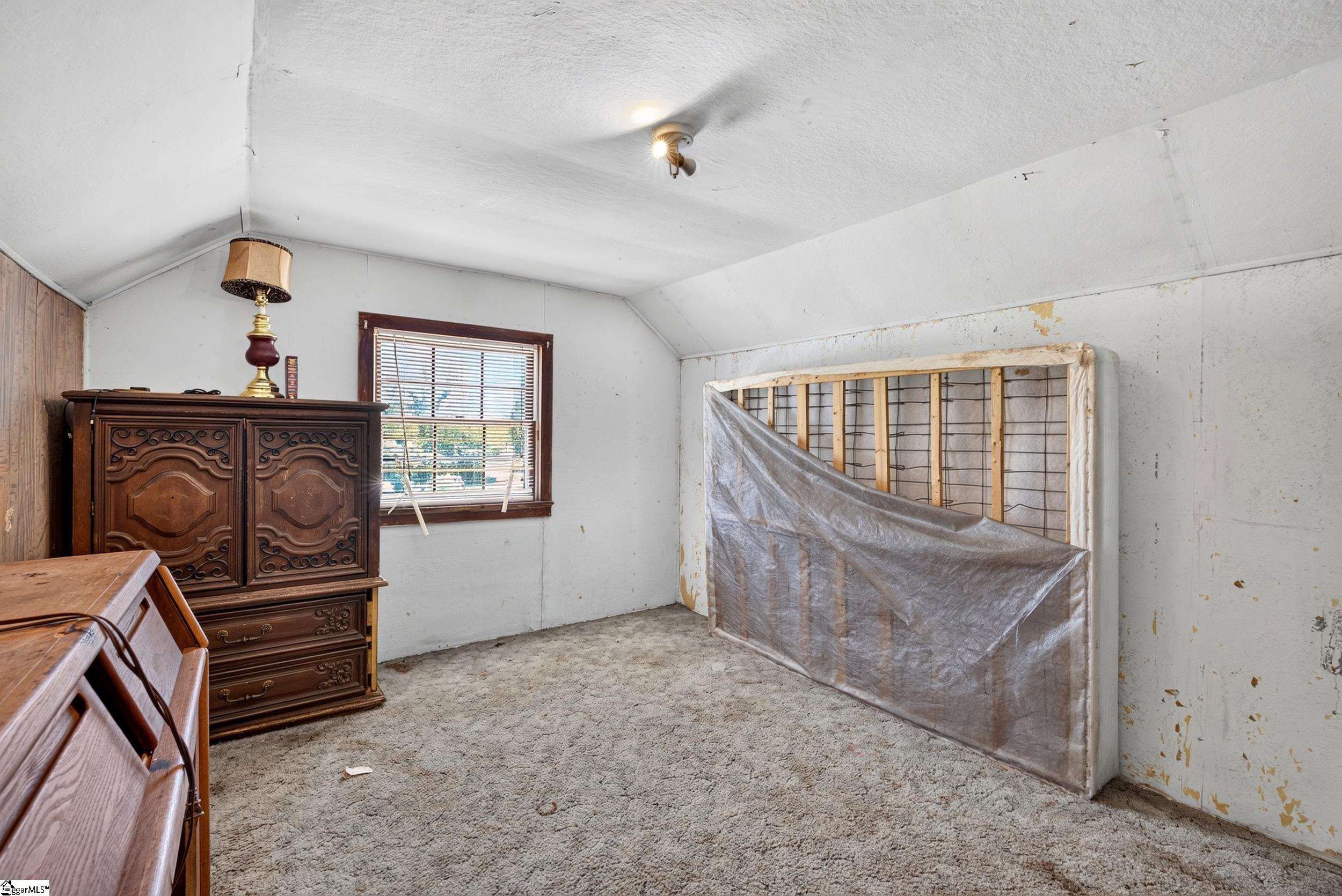121 Hadden Heights Road Spartanburg, SC 29301