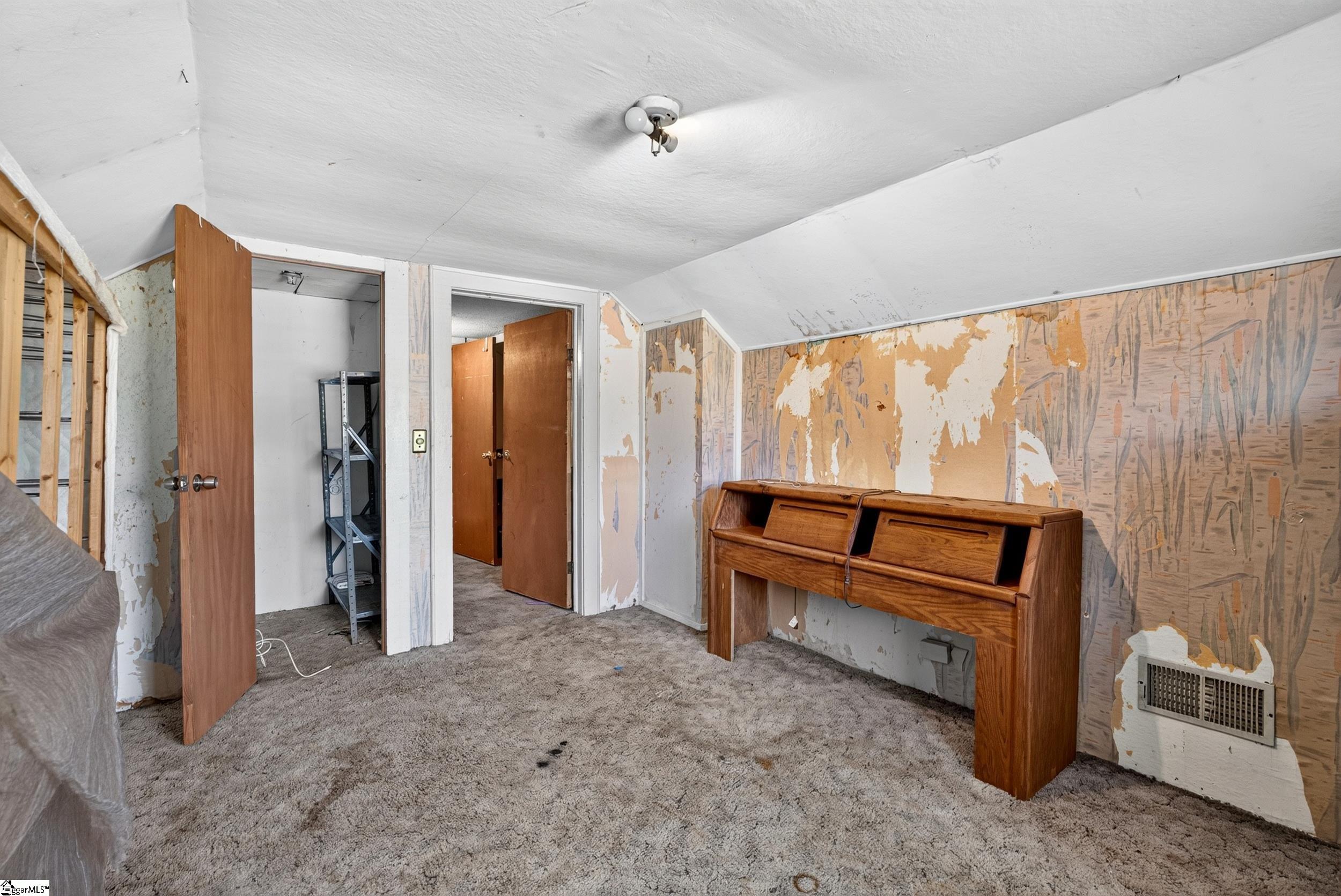 121 Hadden Heights Road Spartanburg, SC 29301