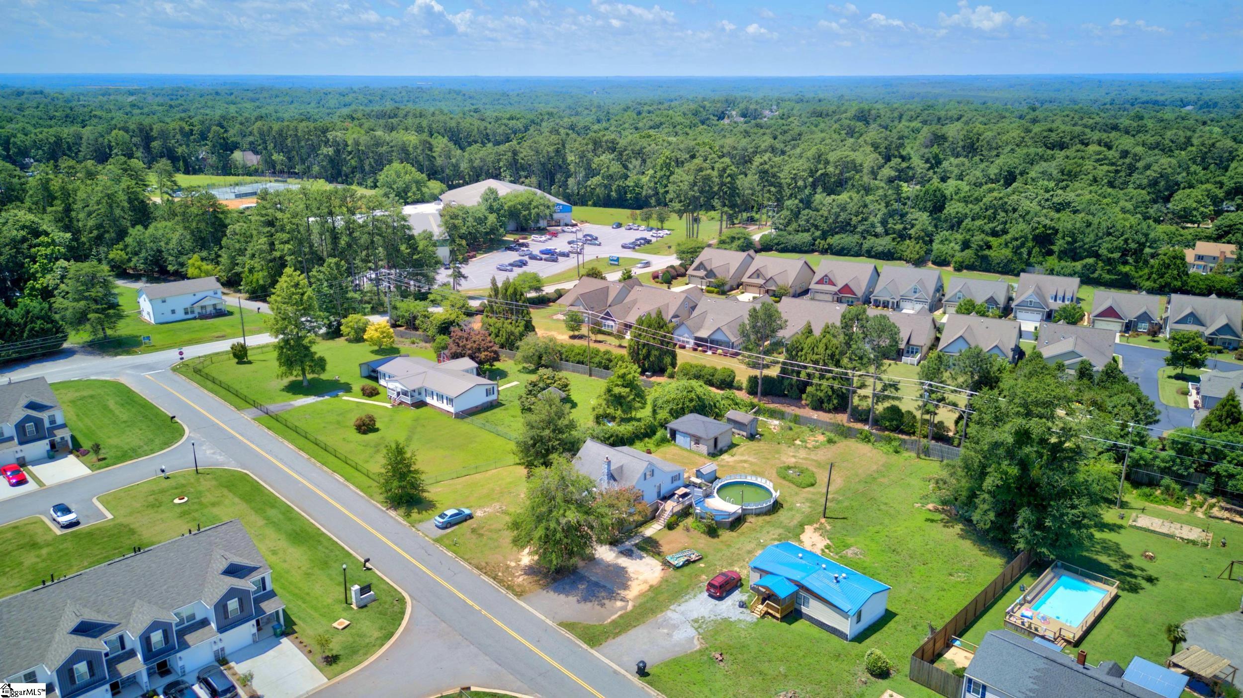 121 Hadden Heights Road Spartanburg, SC 29301