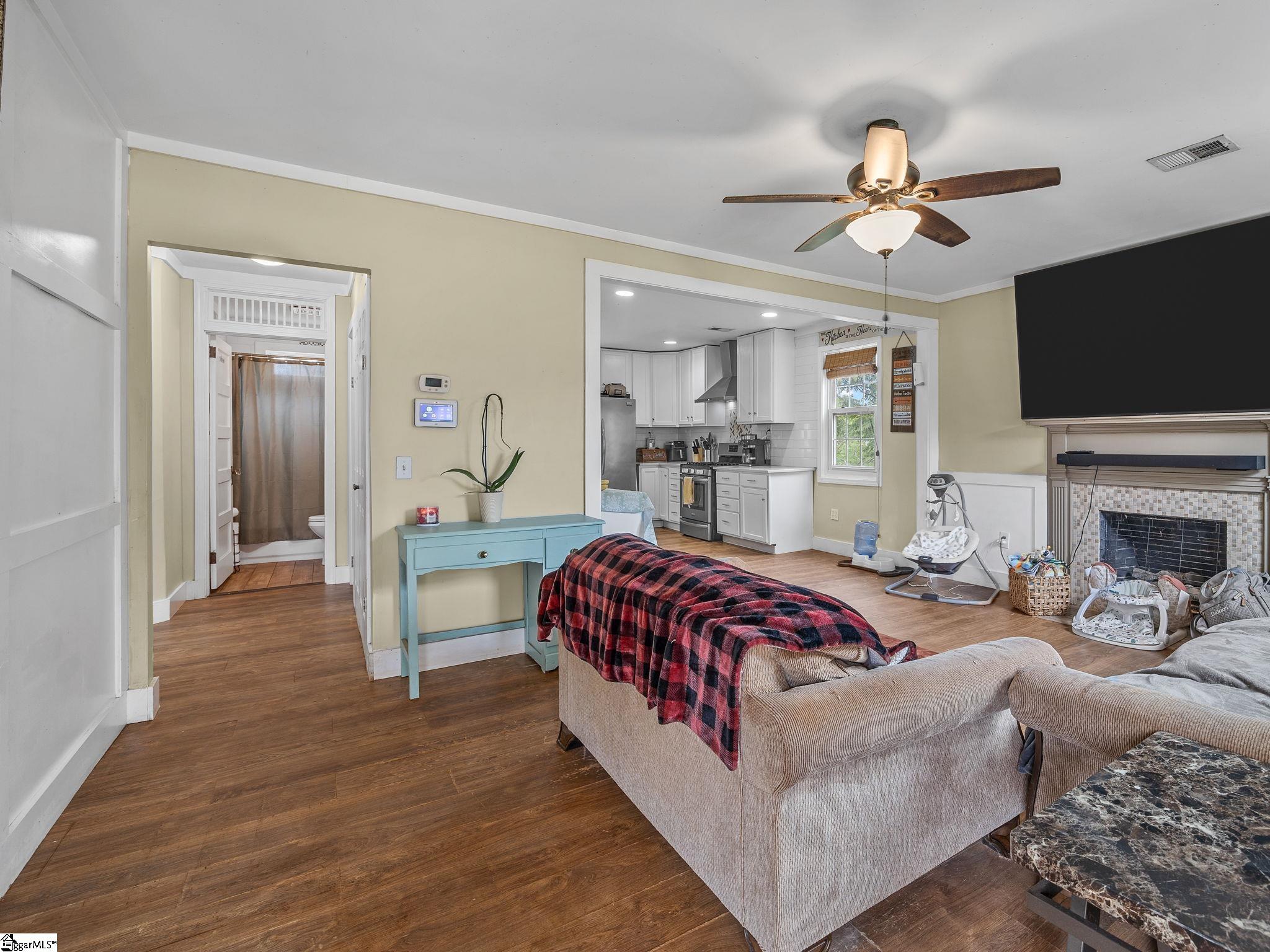722 Syphrit Road Wellford, SC 28385