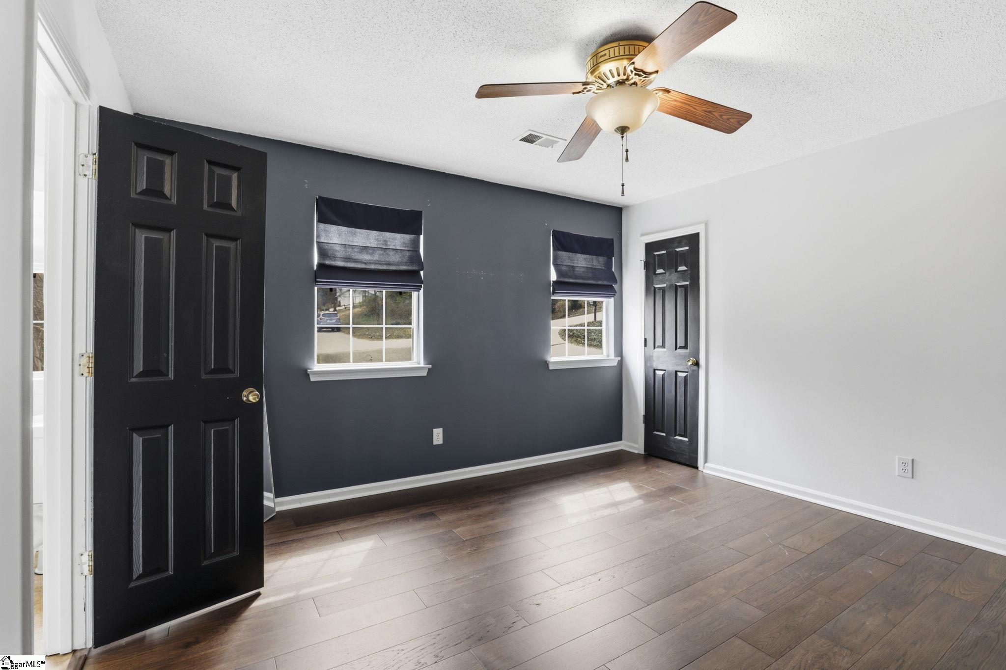 1301 Winding Way Taylors, SC 29687-4449
