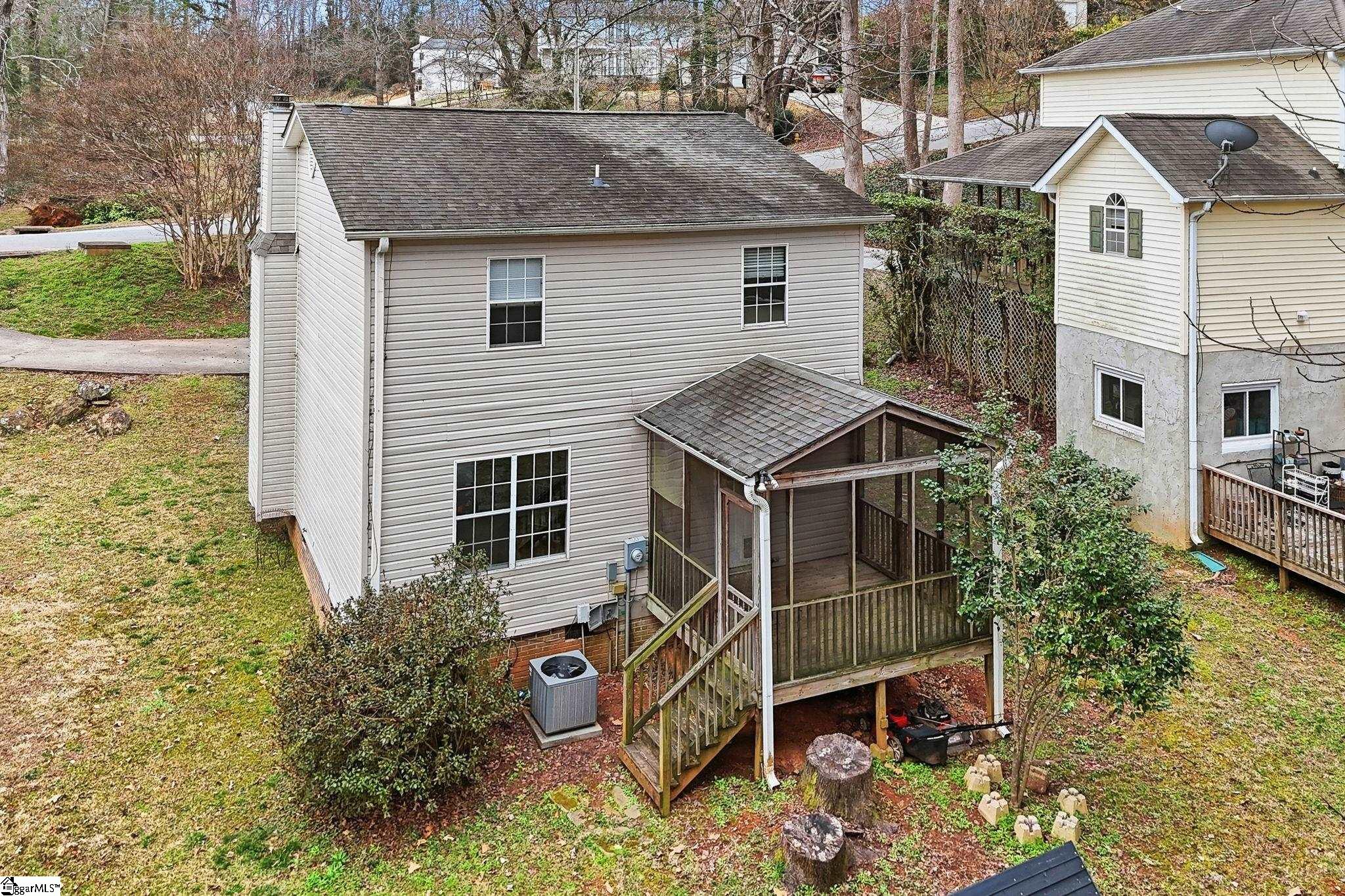 1301 Winding Way Taylors, SC 29687-4449