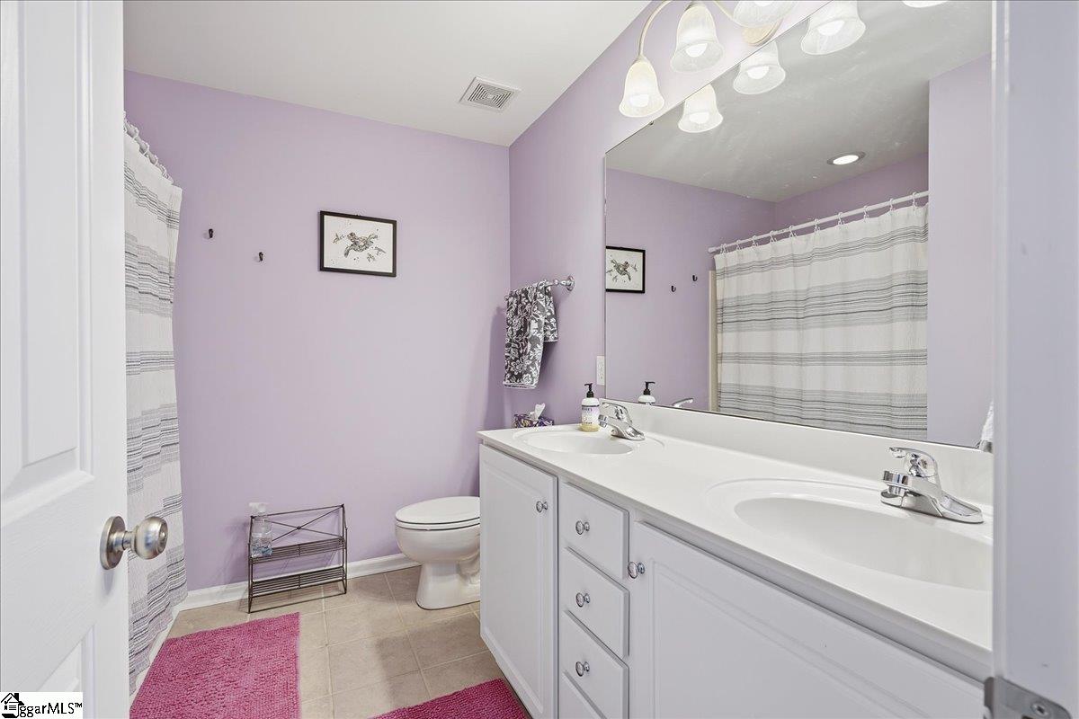 16 Rock Side Court Greenville, SC 29615