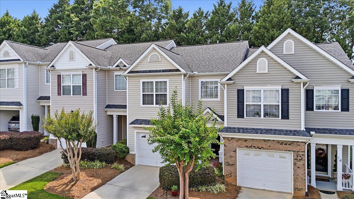 16 Rock Side Court Greenville, SC 29615