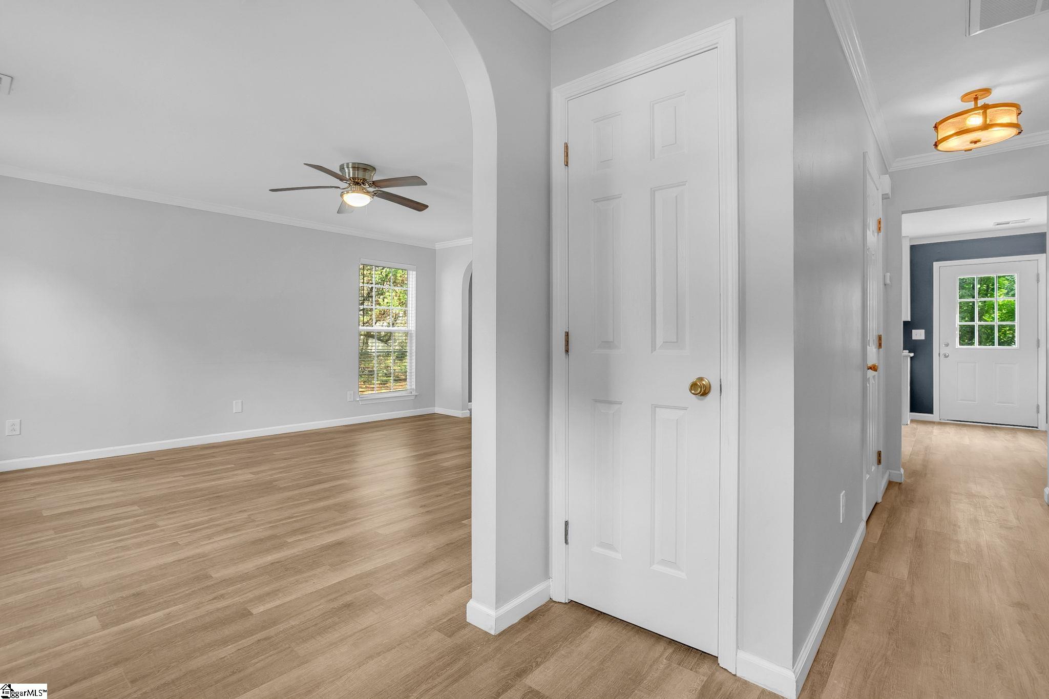15 Crossview Drive Simpsonville, SC 29680