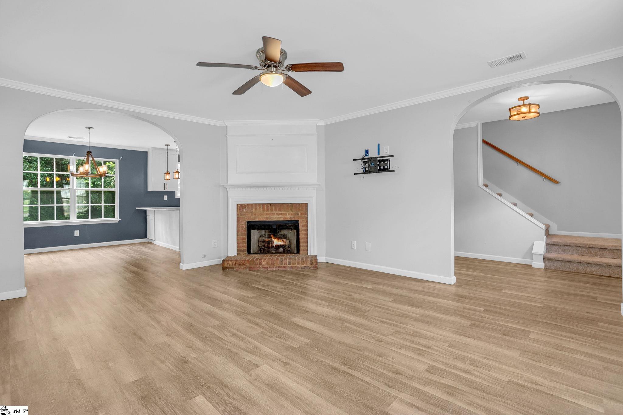 15 Crossview Drive Simpsonville, SC 29680