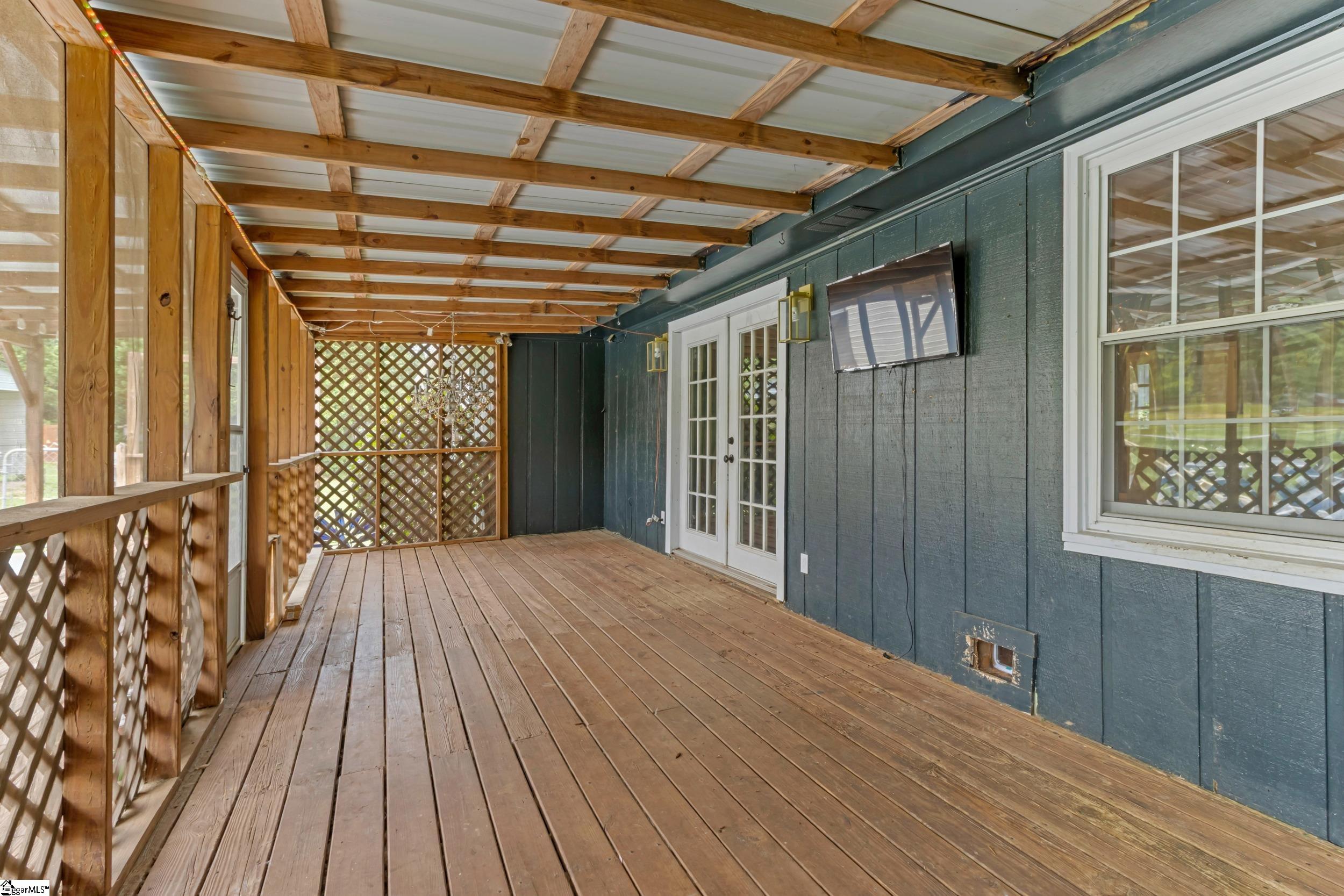 234 Country Glen Pelzer, SC 29796
