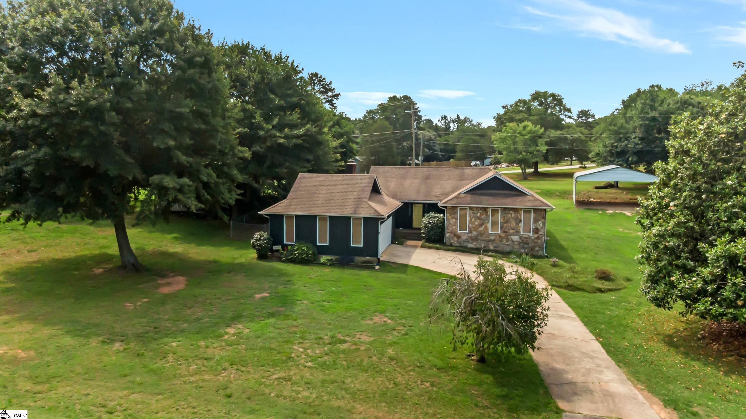 234 Country Glen Pelzer, SC 29796