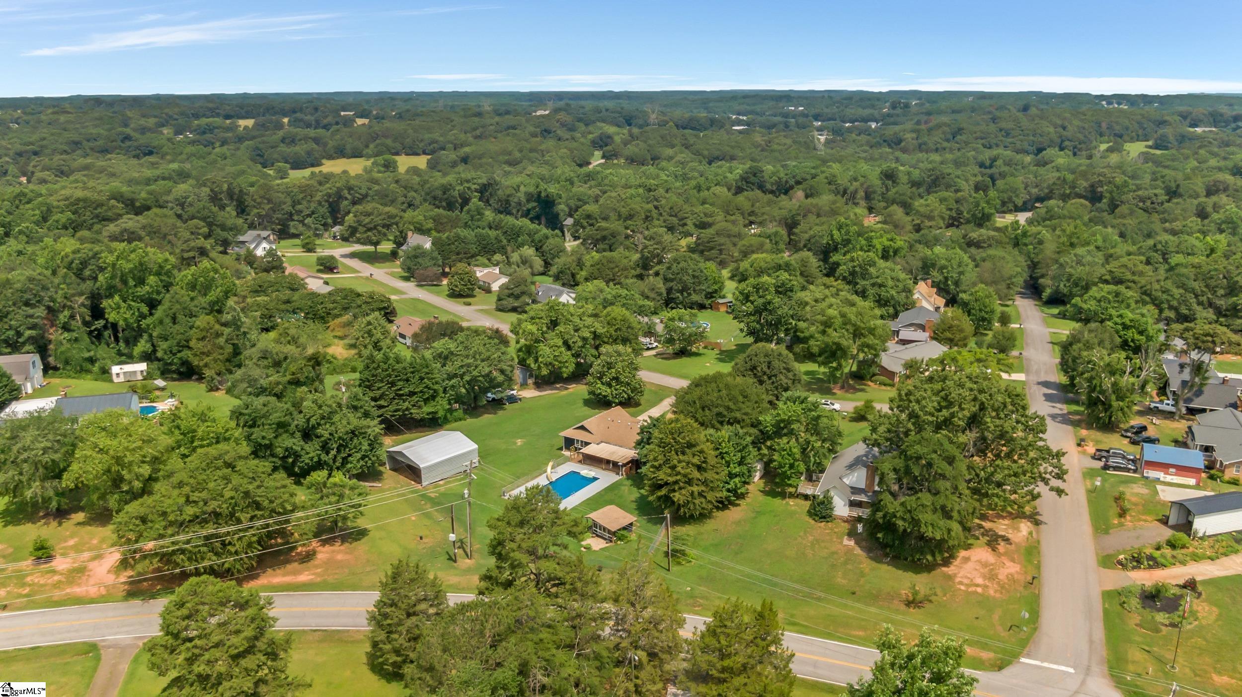 234 Country Glen Pelzer, SC 29796