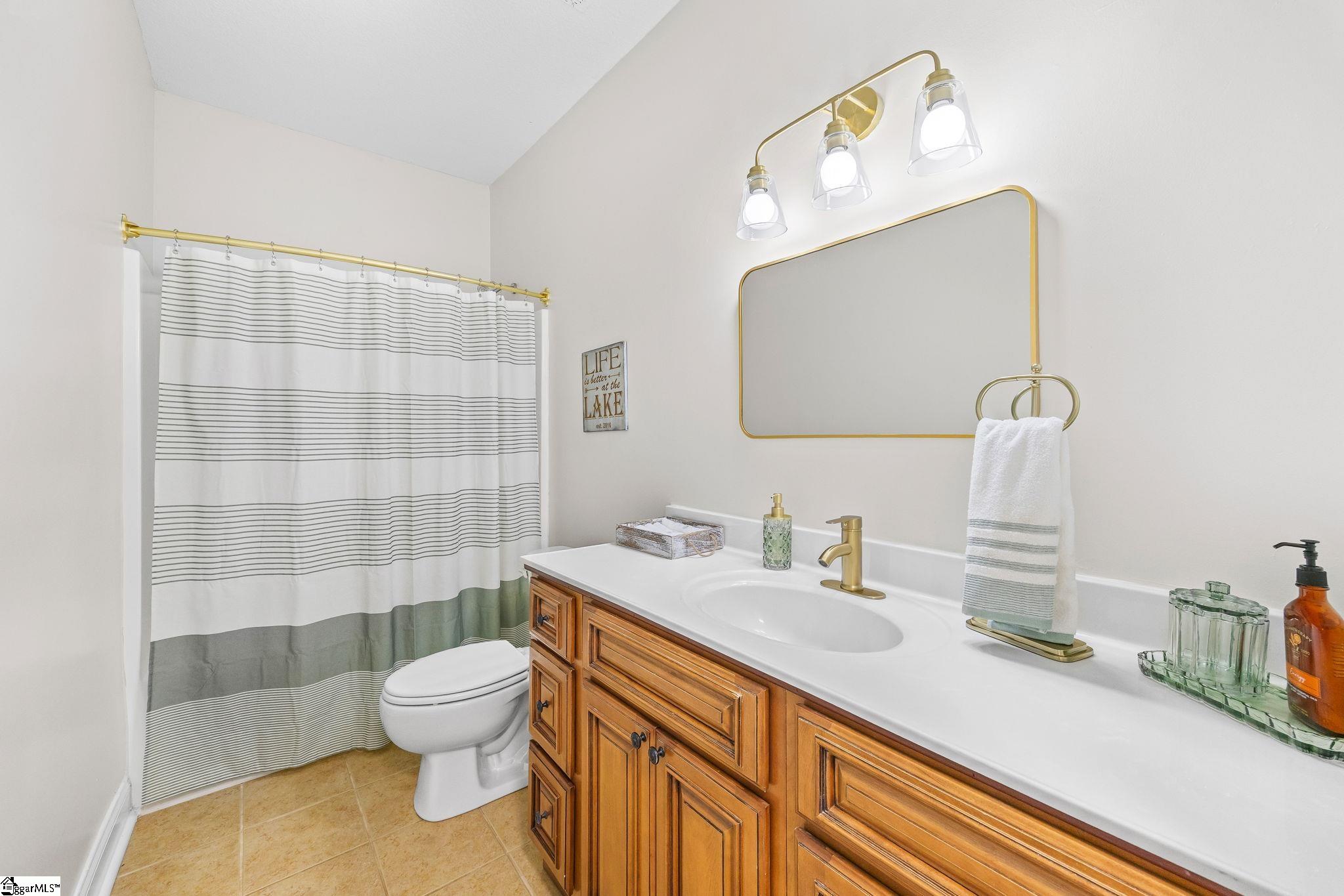 104 Benjamin Drive Townville, SC 29689