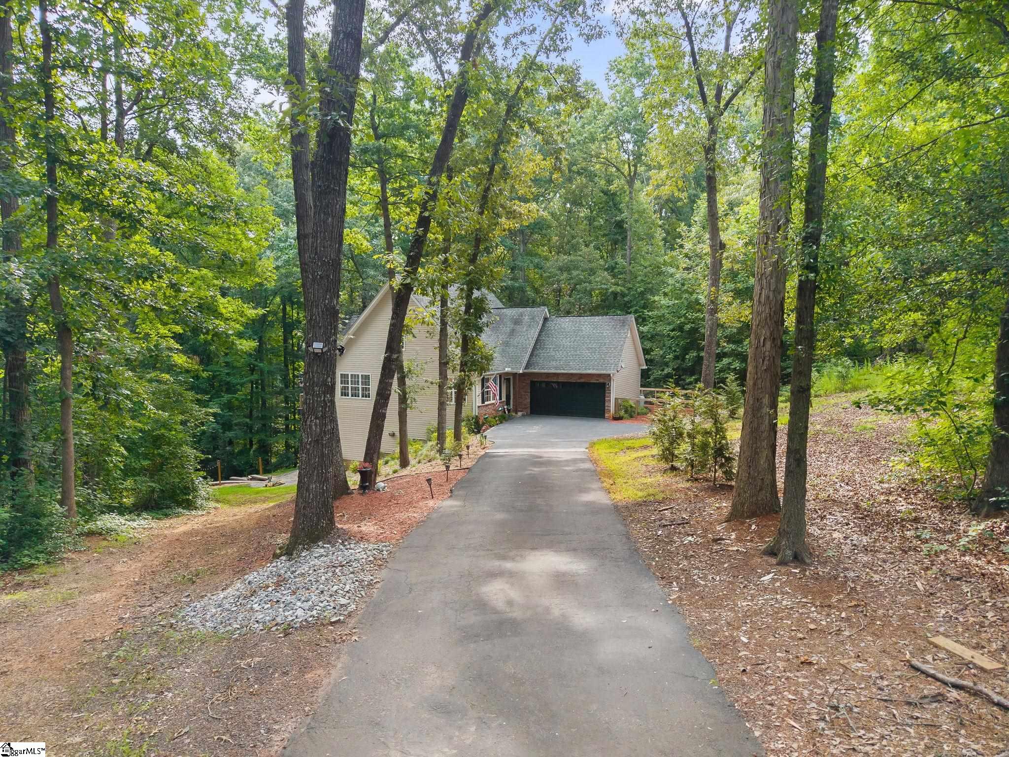 104 Benjamin Drive Townville, SC 29689