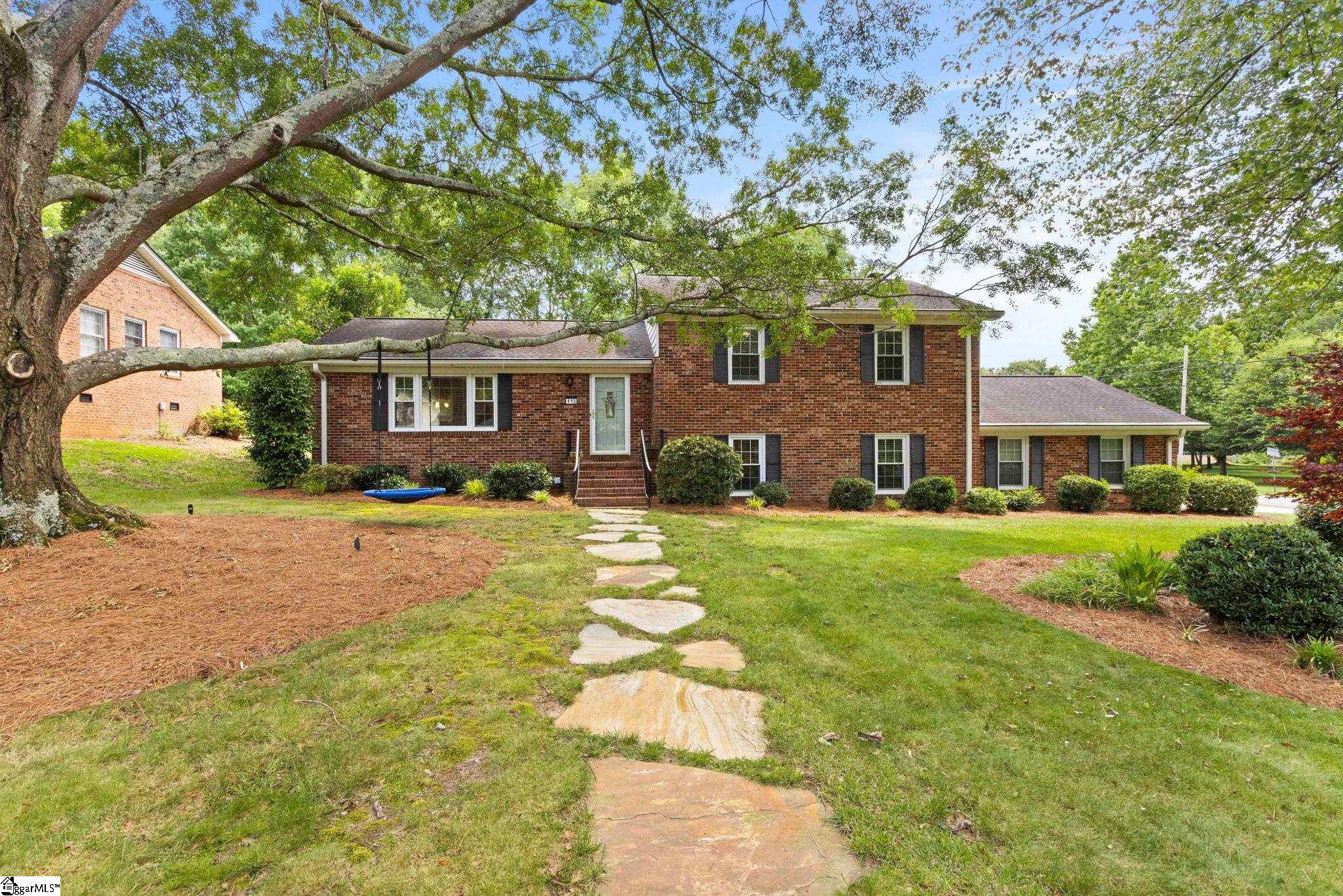 113 Abingdon Way Greenville, SC 29615