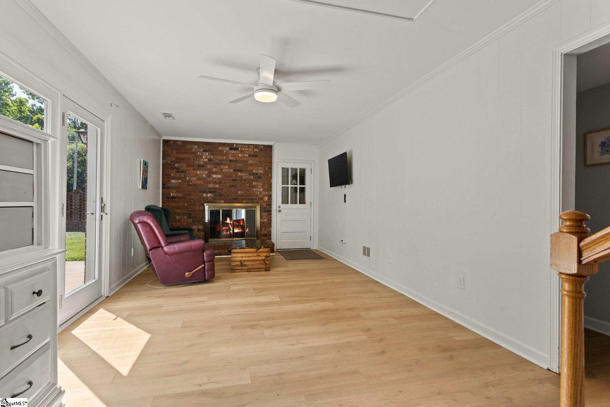 113 Abingdon Way Greenville, SC 29615