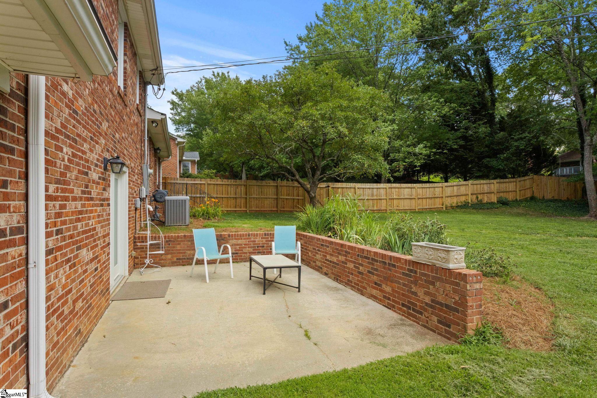 113 Abingdon Way Greenville, SC 29615