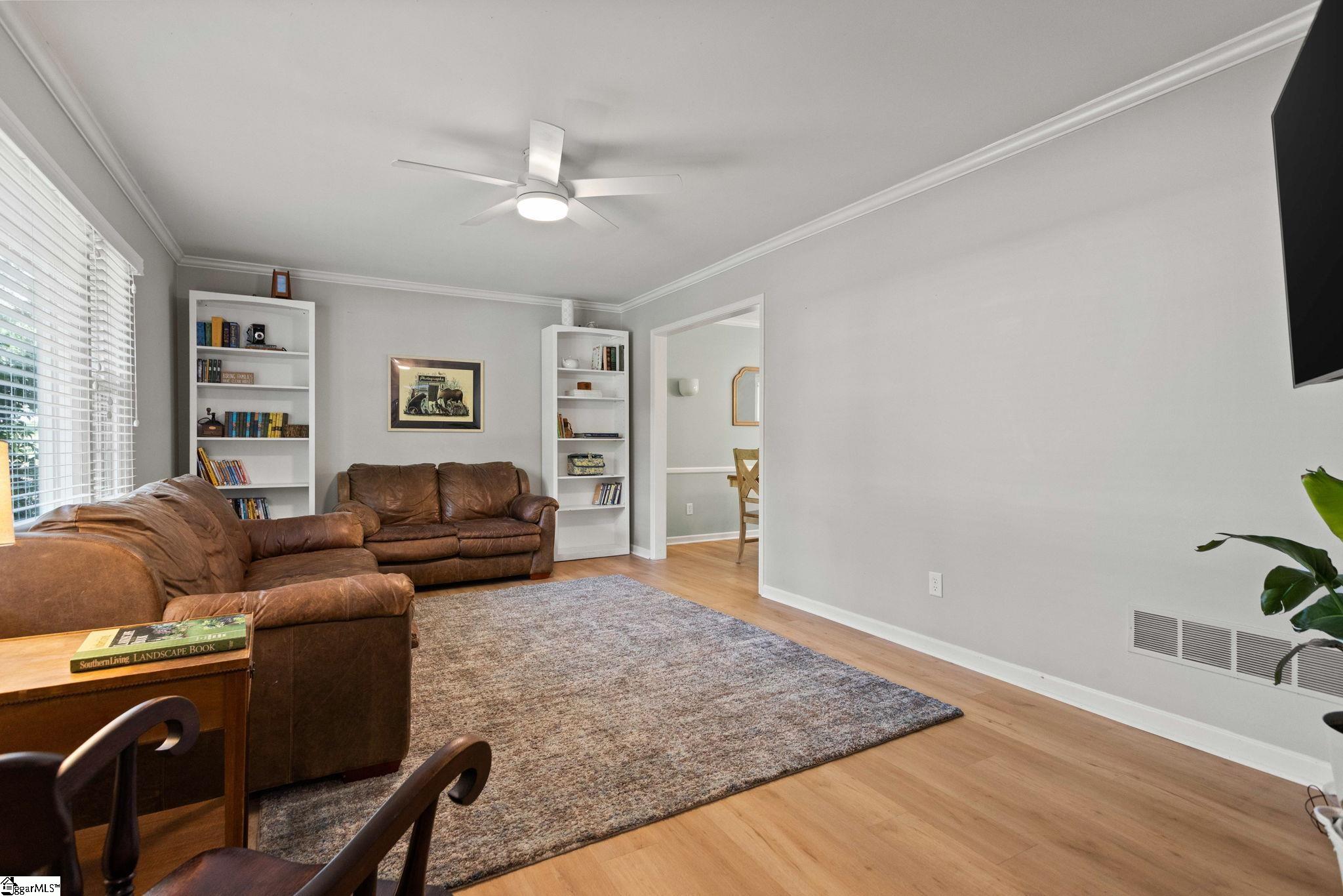 113 Abingdon Way Greenville, SC 29615