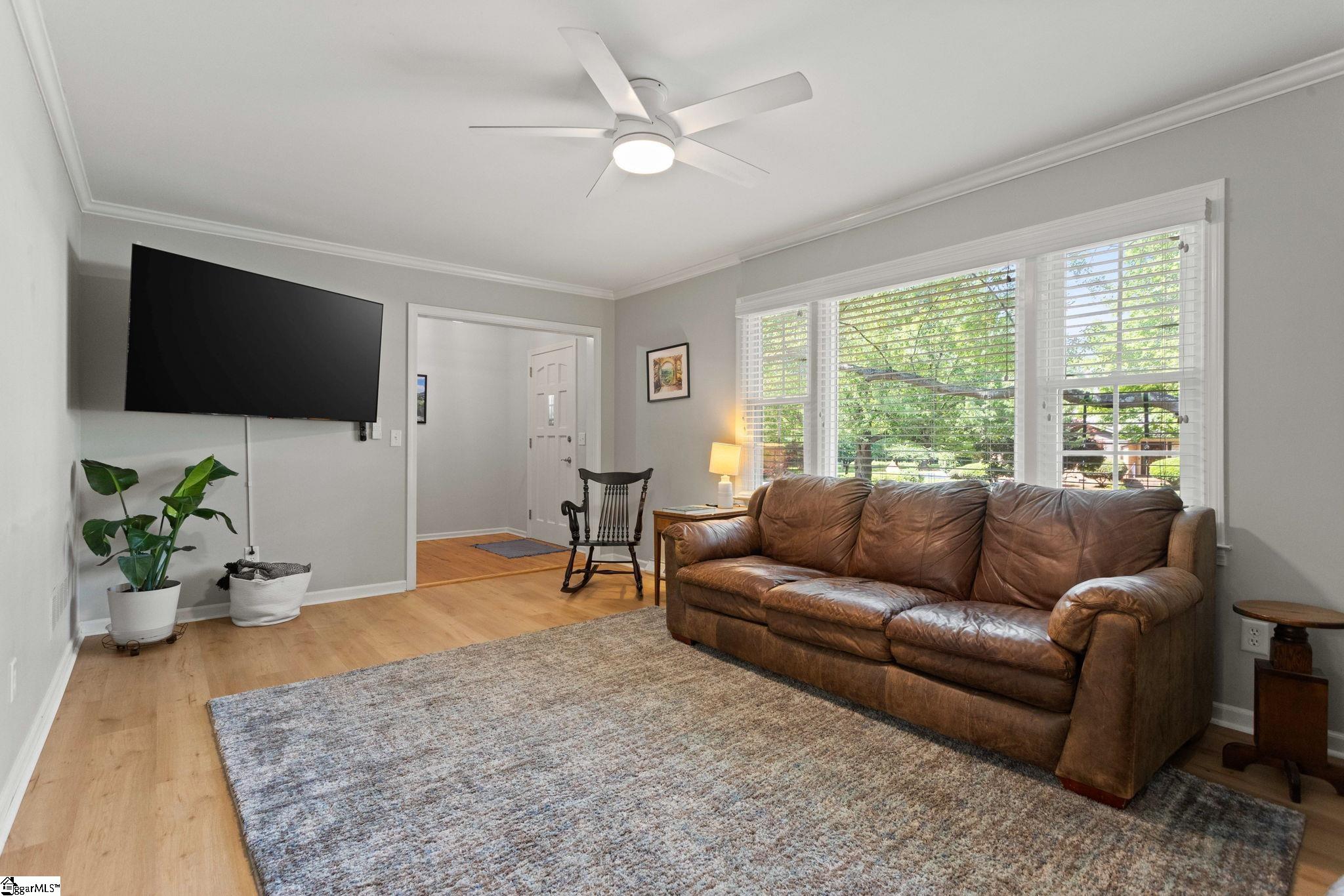 113 Abingdon Way Greenville, SC 29615