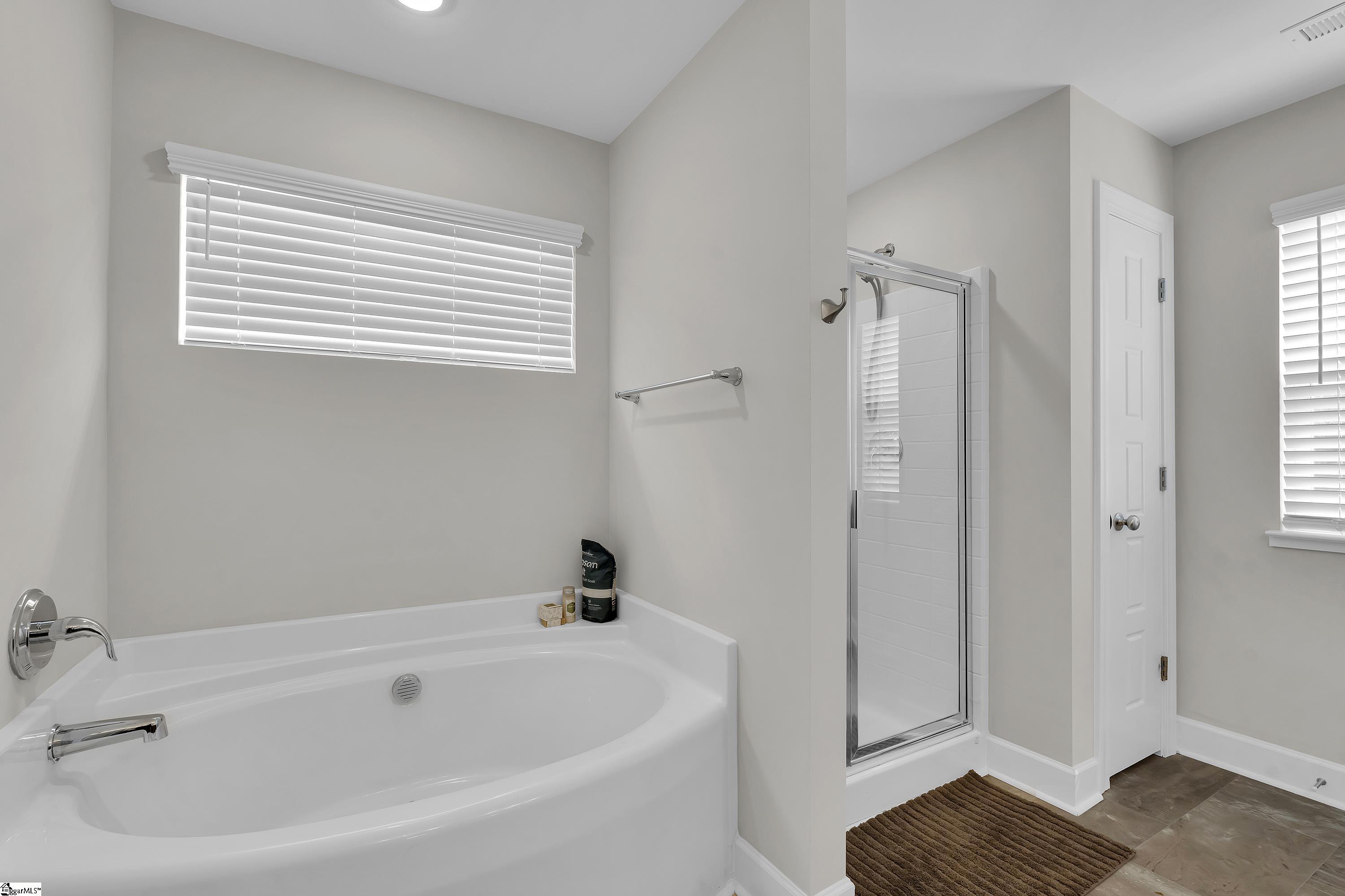 311 Hollenbeck Place Greenville, SC 29607