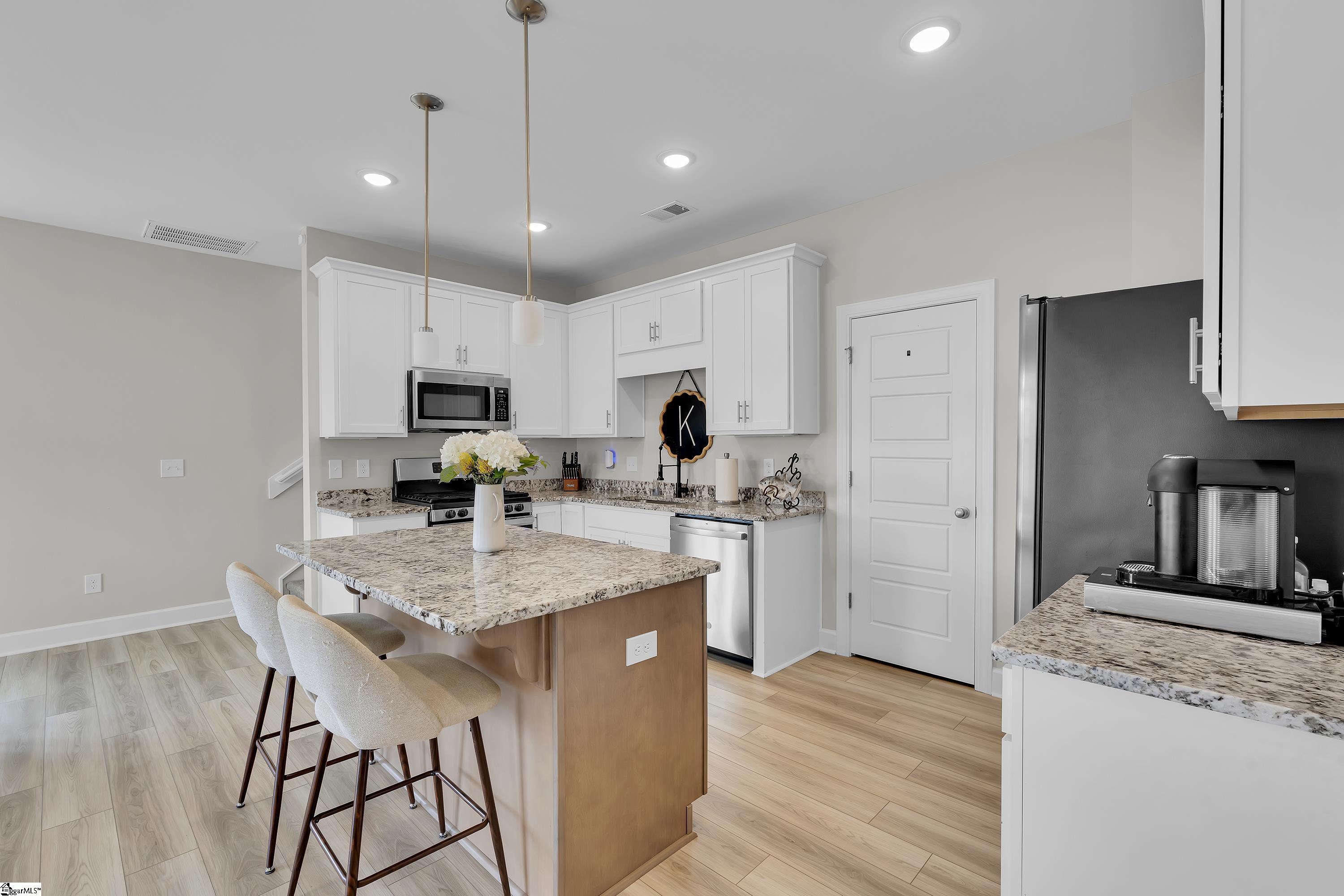 311 Hollenbeck Place Greenville, SC 29607
