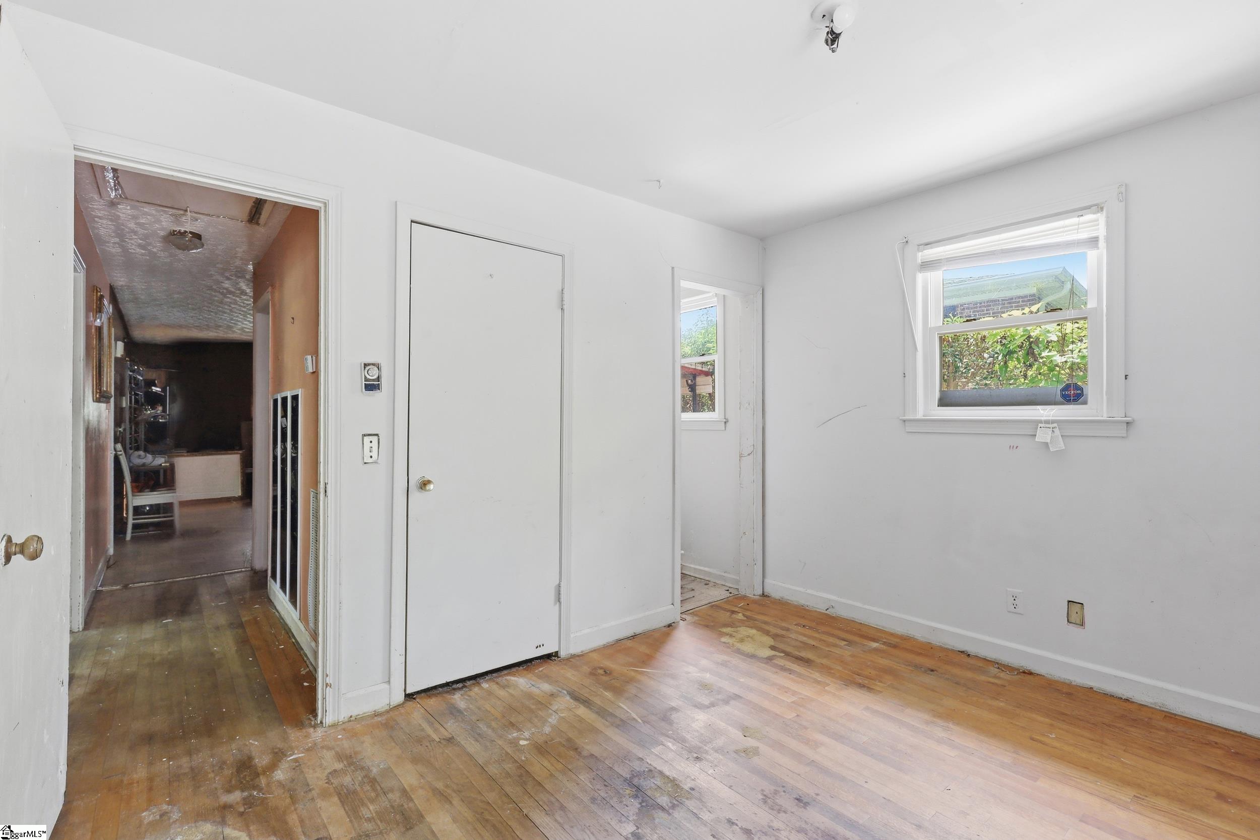 112 Vesta Drive Greenville, SC 29611