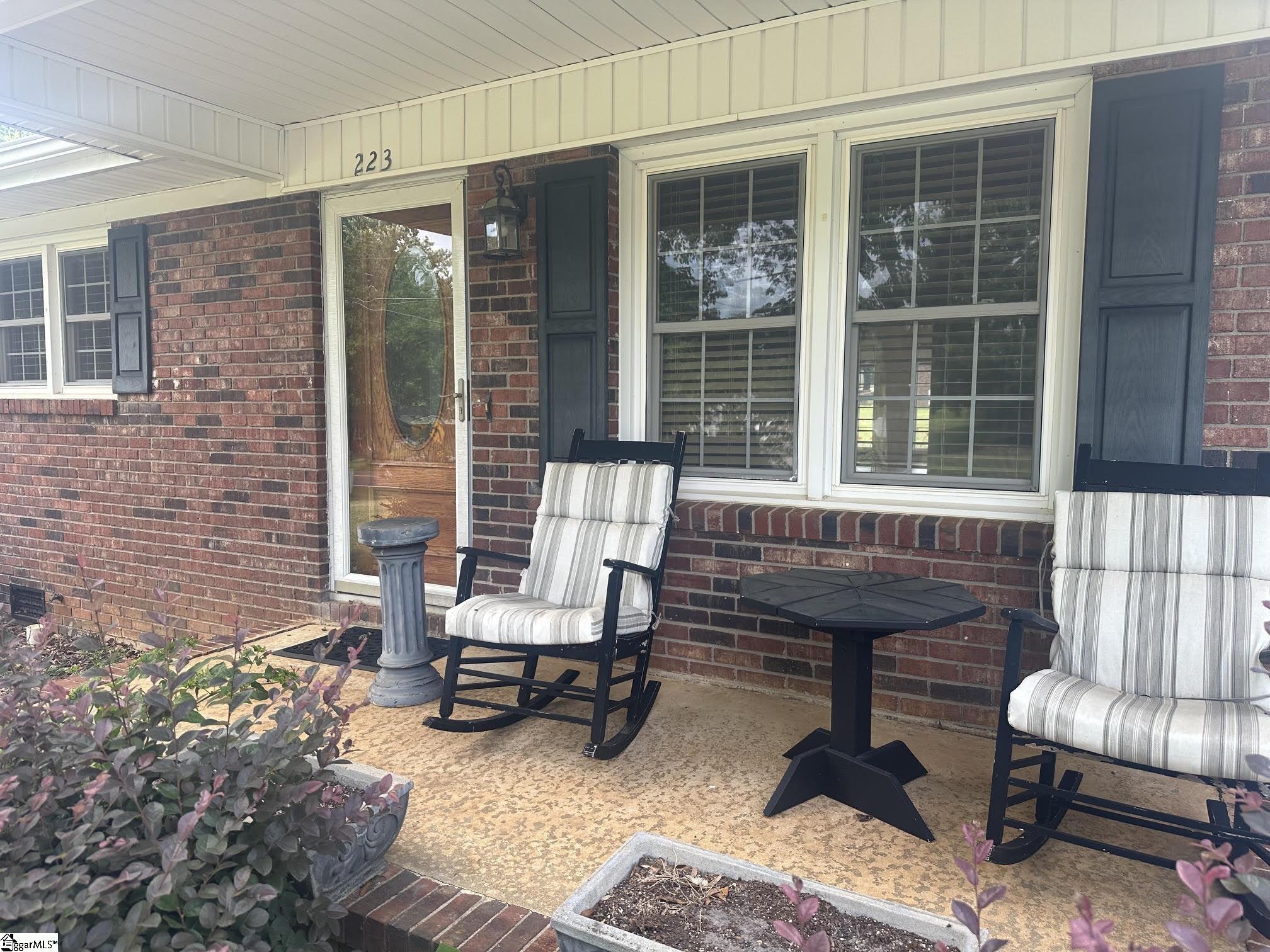 223 Blalock Road Boiling Springs, SC 29316
